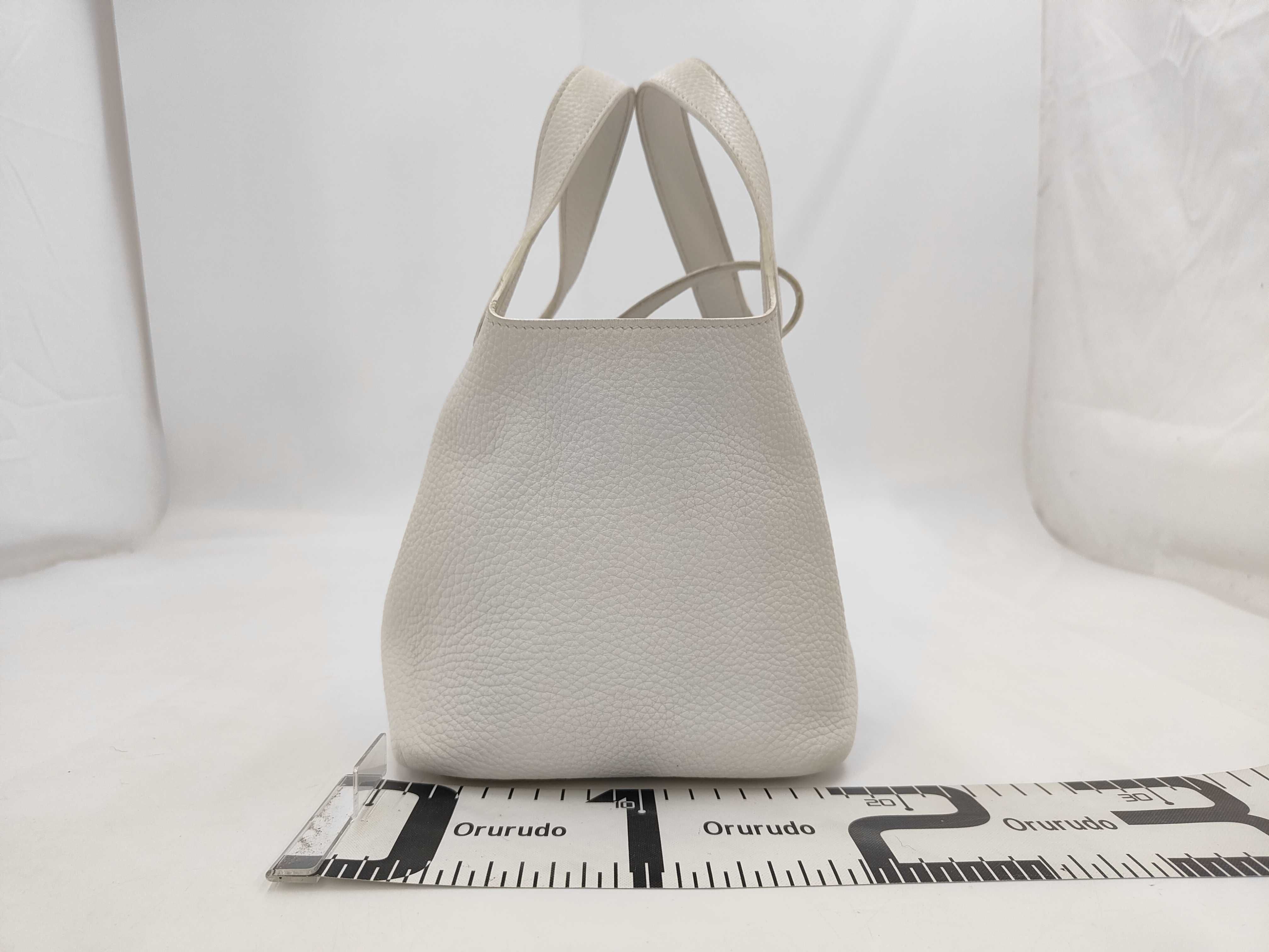 Picotin Lock 18 Handbag — view 2