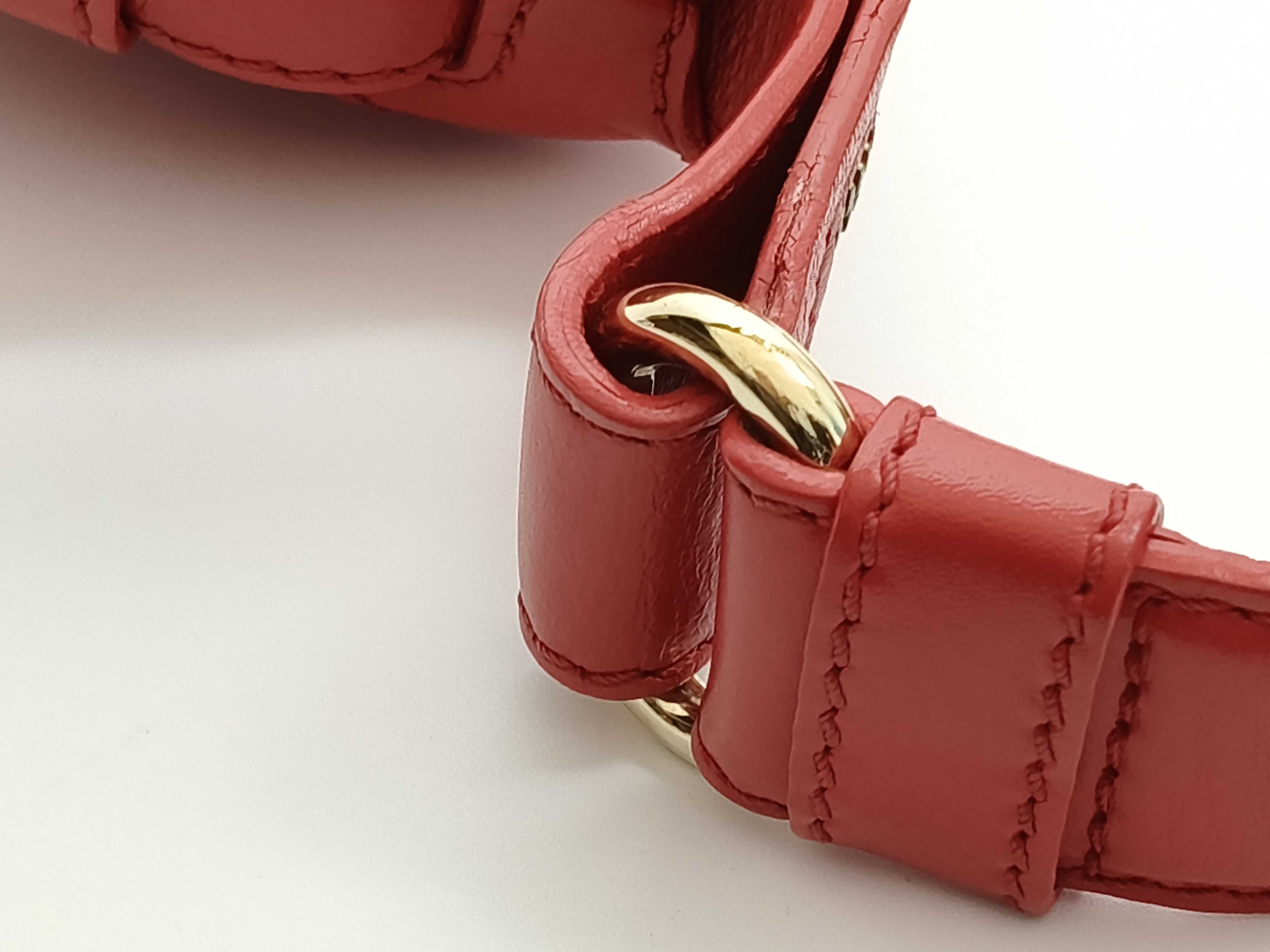 Triomphe One-Shoulder Bag, Red Shoulder Bag — view 5