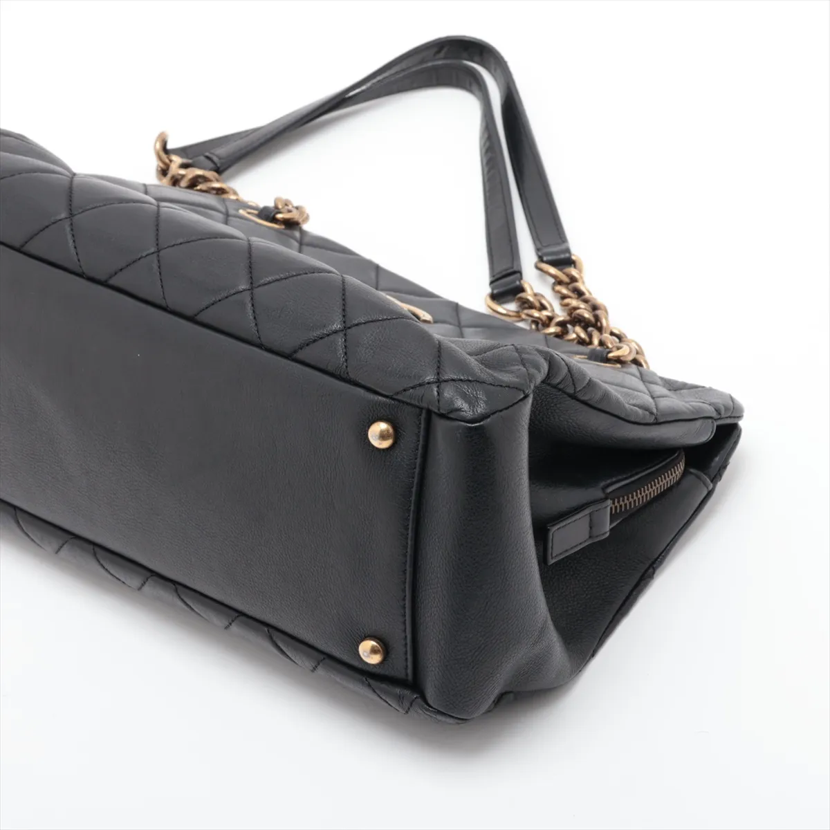 Matelassé Leather Chain Shoulder Bag, Black with Gold Hardware, 18570826, Serial Number 18 — view 3
