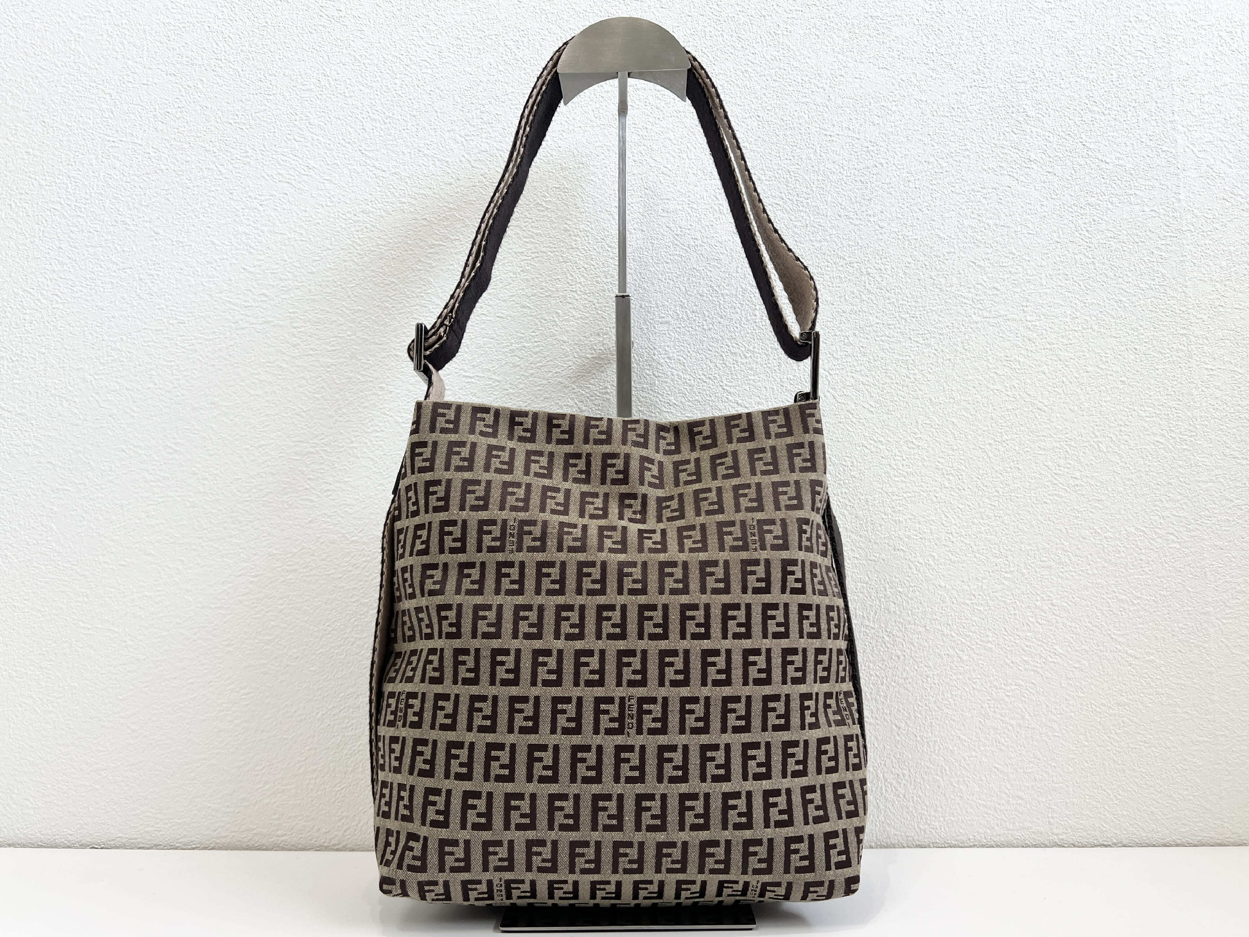 Zucchino Leather Canvas Logo Shoulder Bag (One-Shoulder Bag) — view 2
