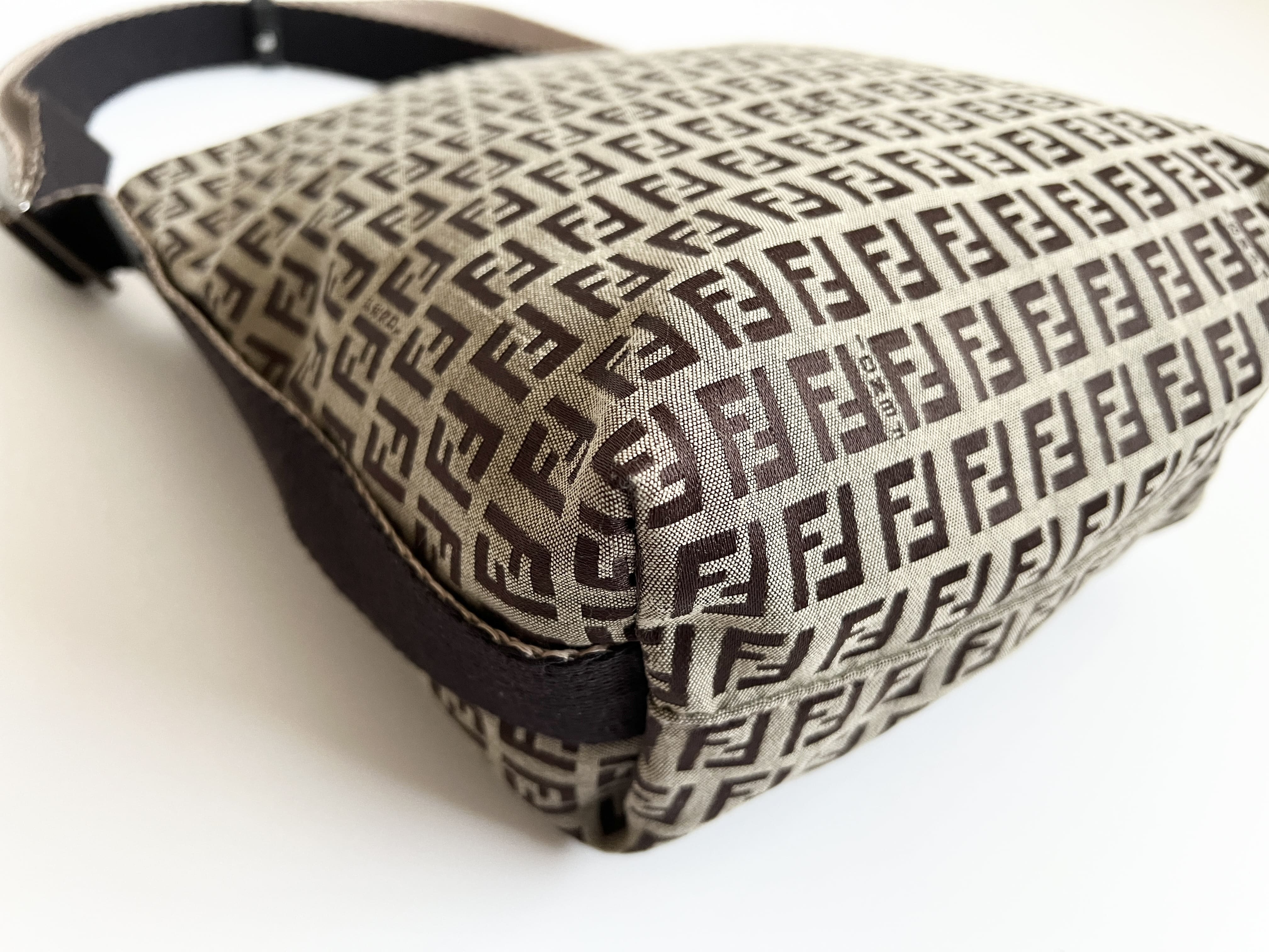 Zucchino Leather Canvas Logo Shoulder Bag (One-Shoulder Bag) — view 9