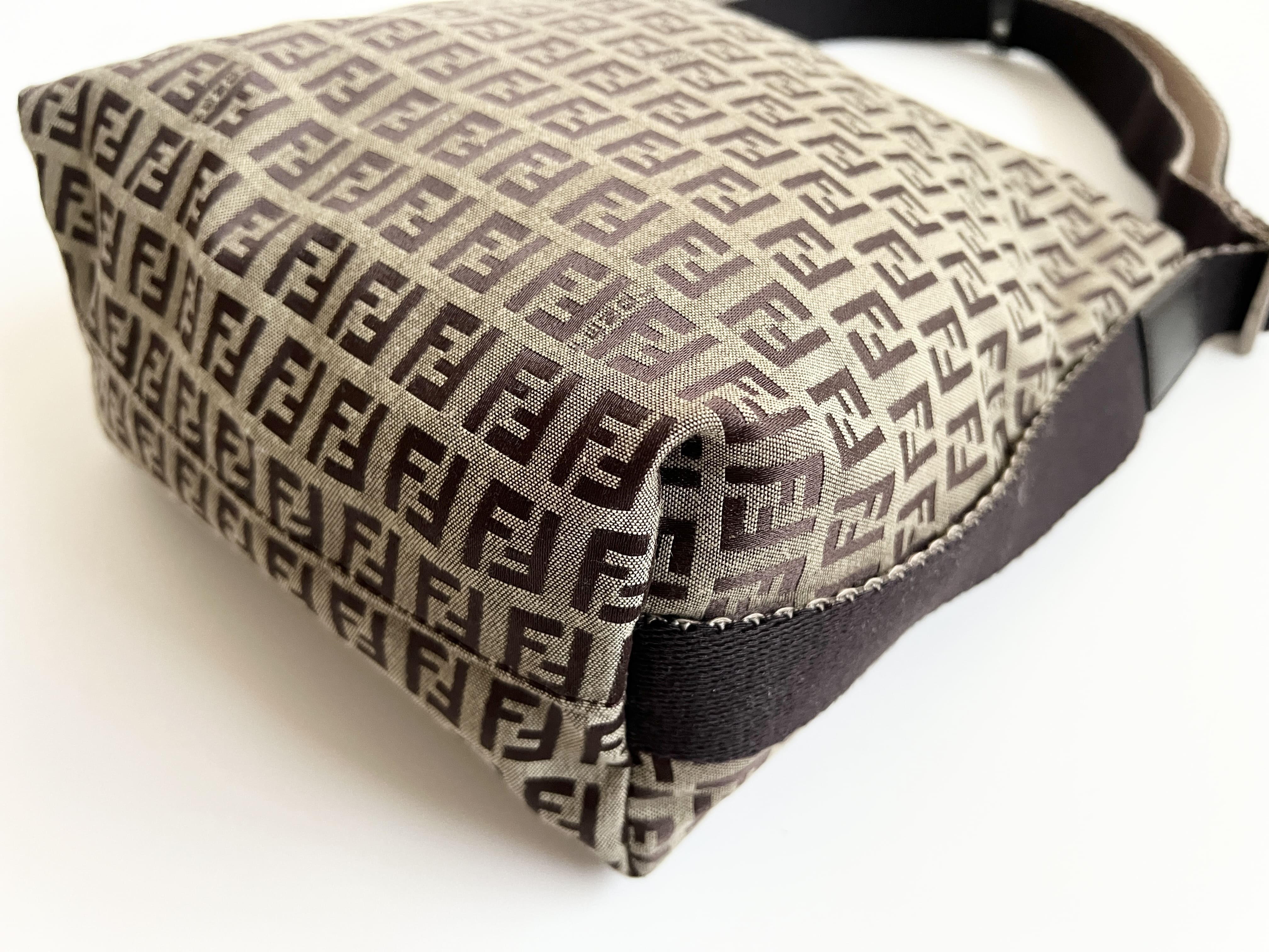 Zucchino Leather Canvas Logo Shoulder Bag (One-Shoulder Bag) — view 10
