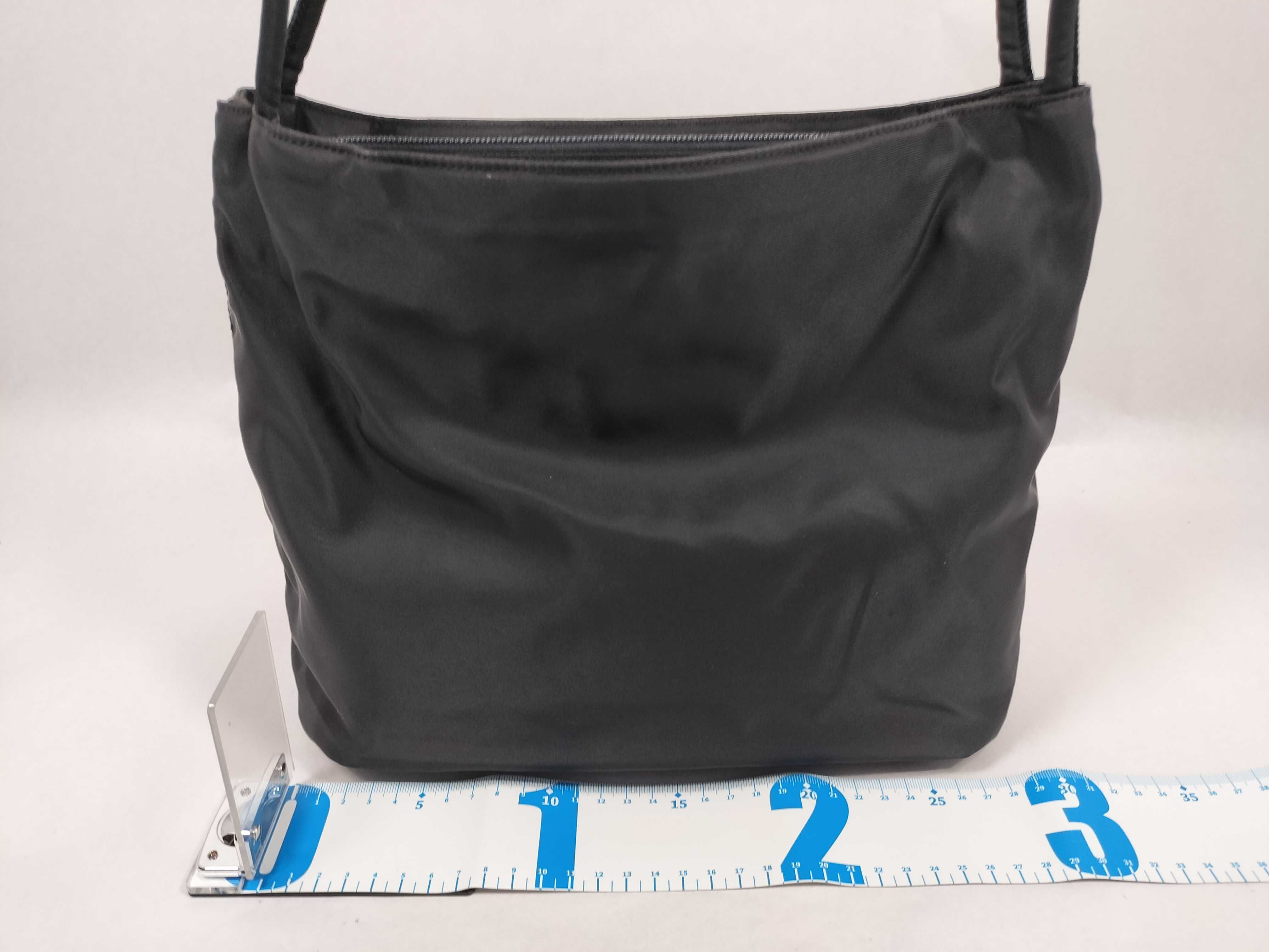 tote bag with triangular logo, nylon. — view 2