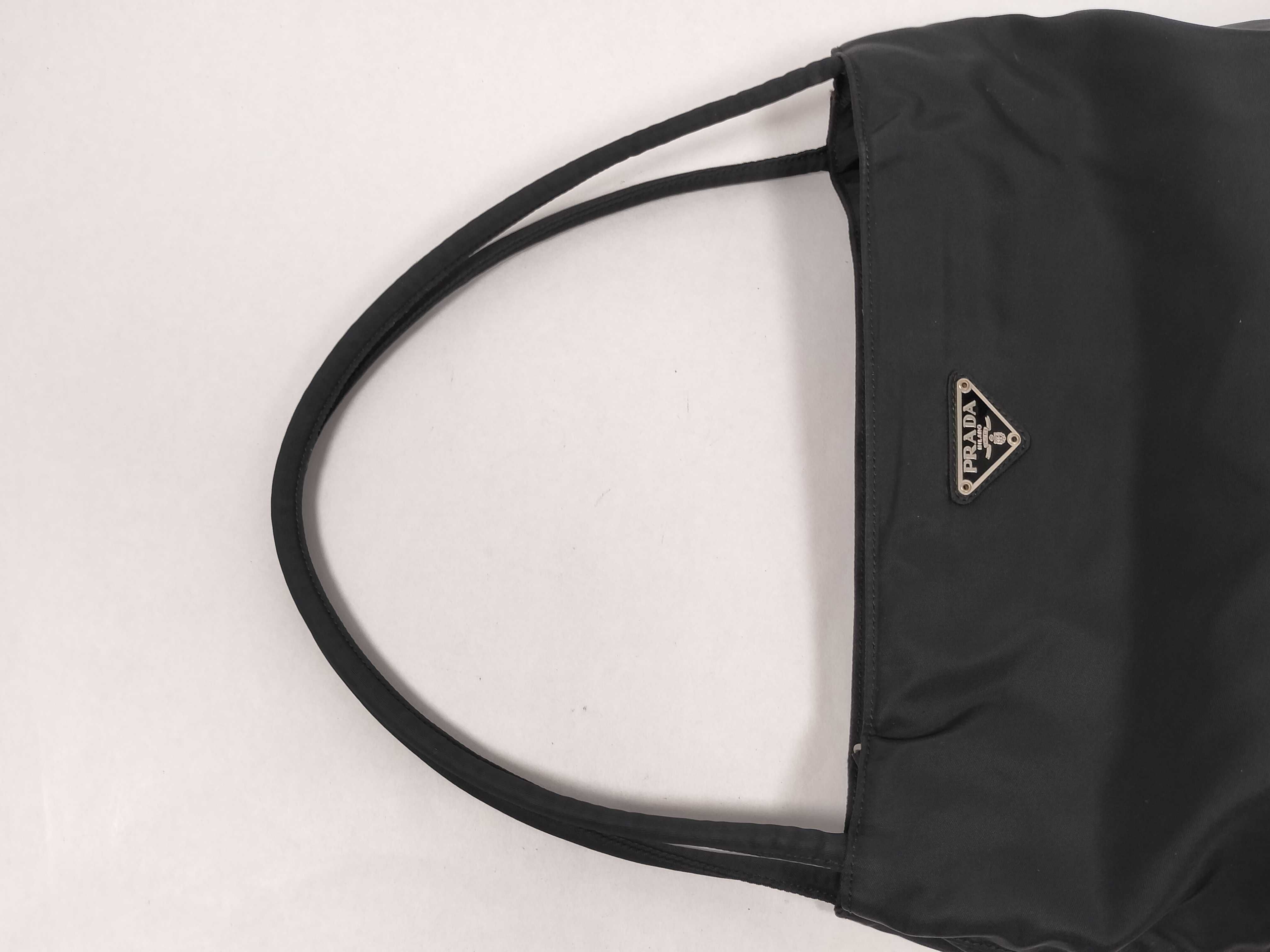 tote bag with triangular logo, nylon. — view 3