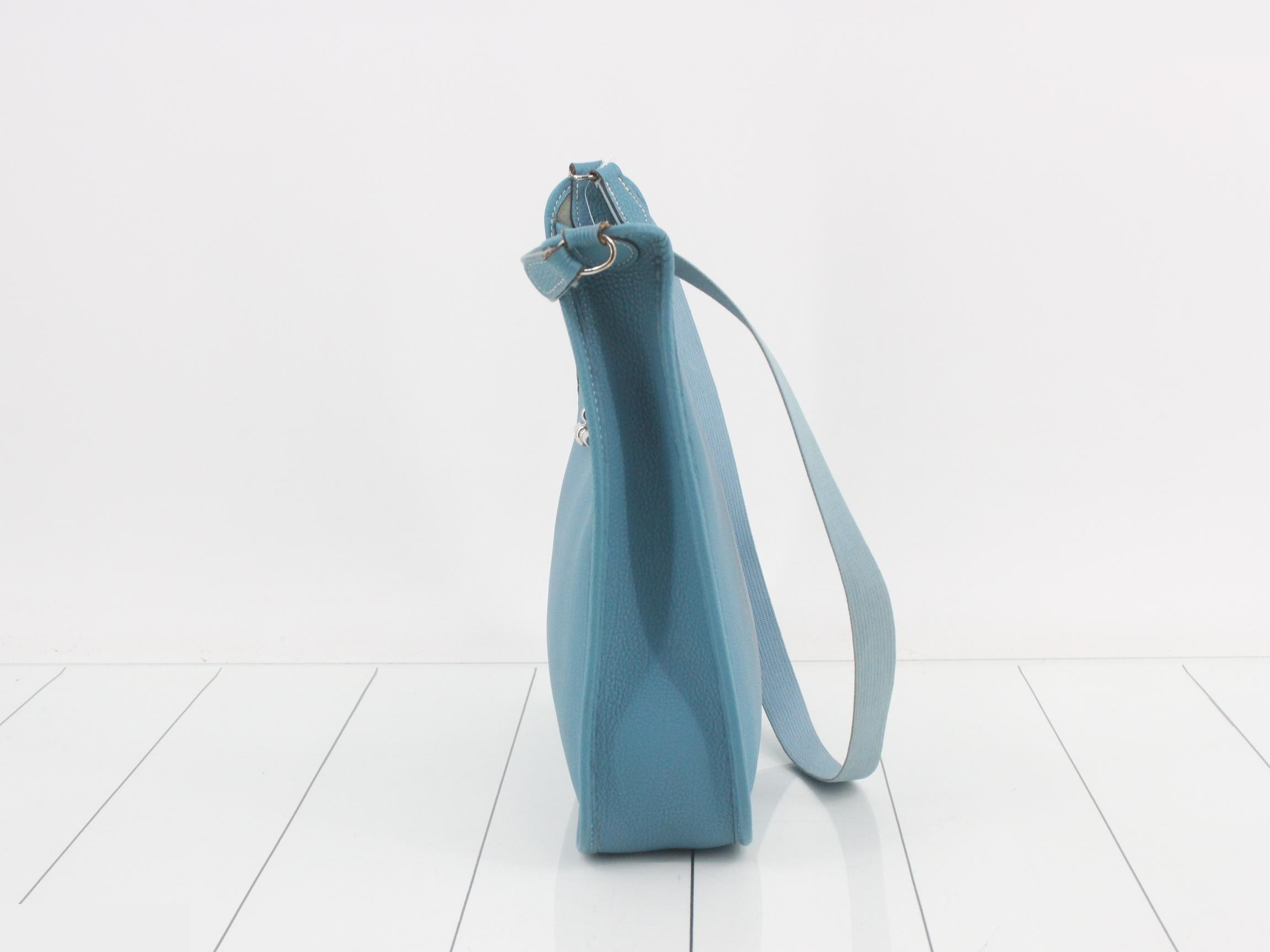 Shoulder bag — view 3