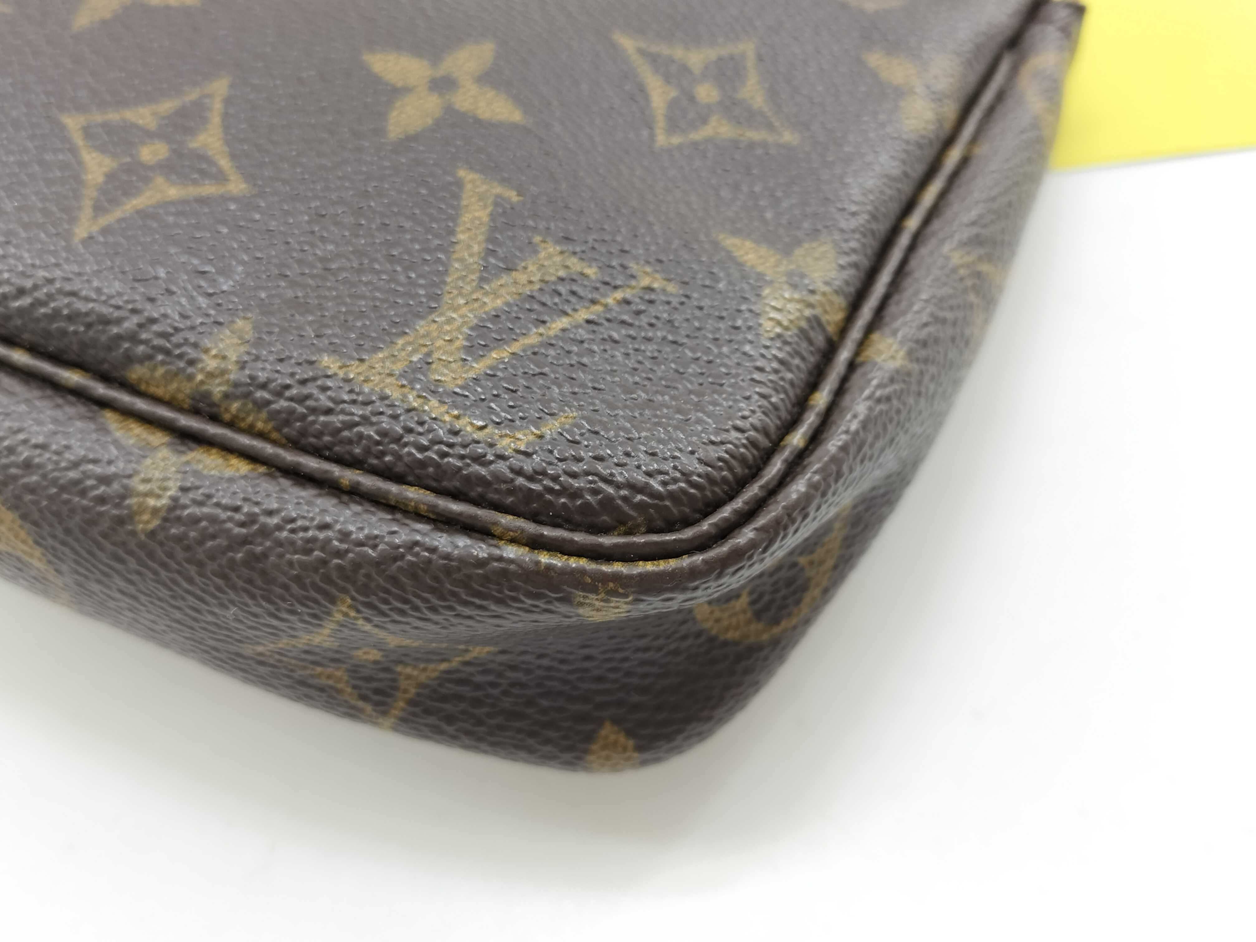 Monogram Accessoires Pouch — view 4