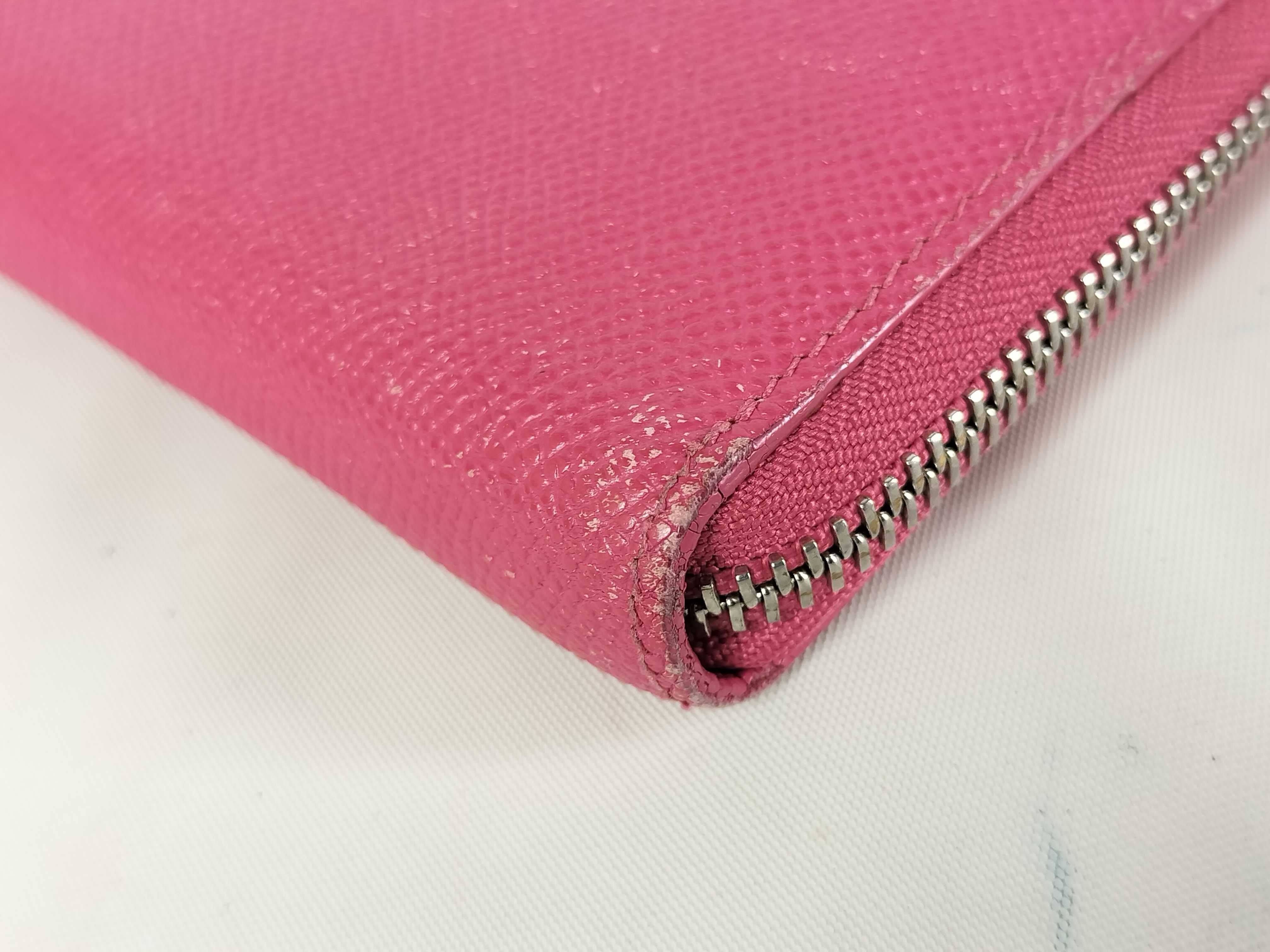 long leather wallet, pink, anagram design. — view 2