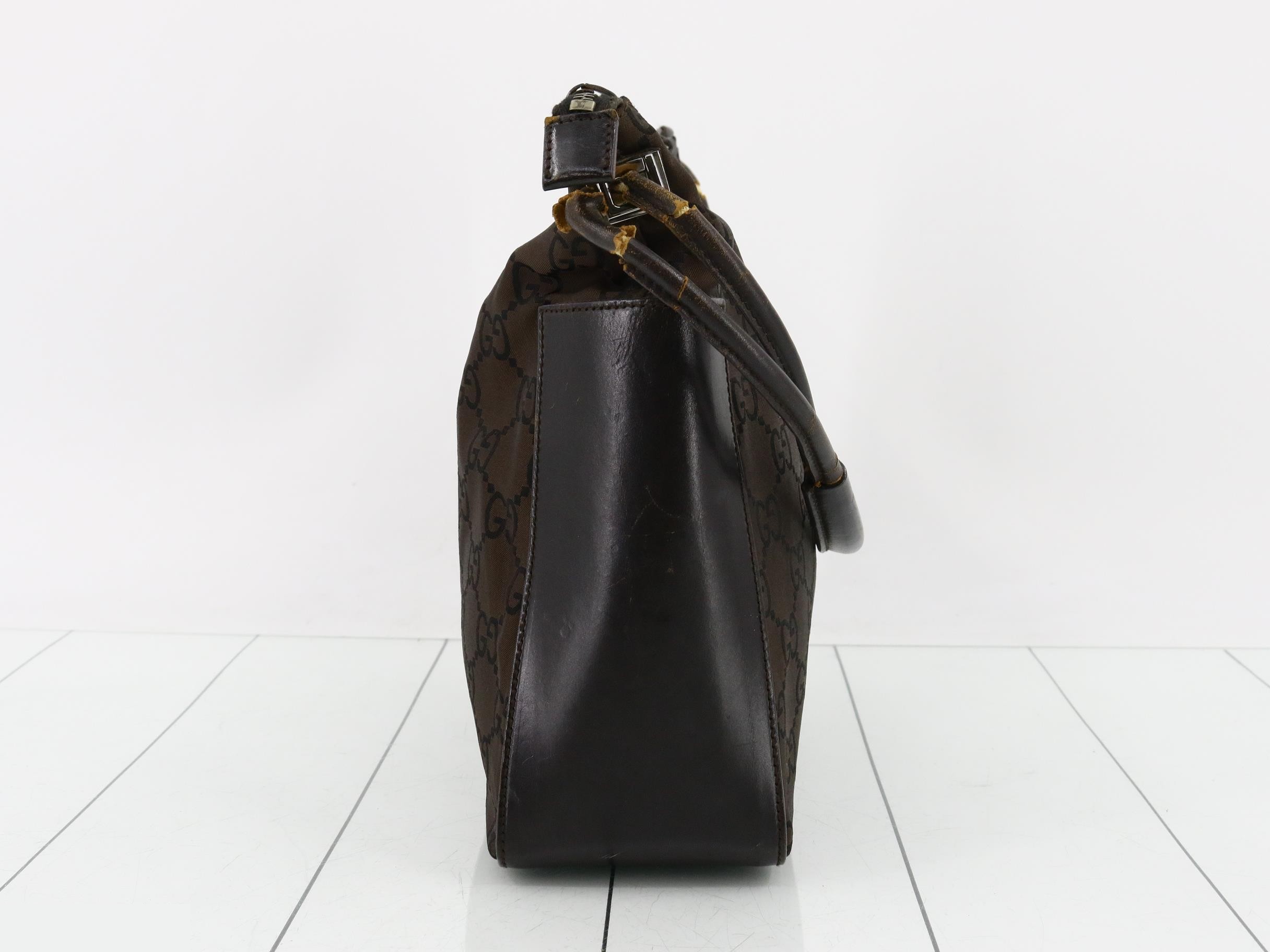 GG Canvas Handbag — view 3