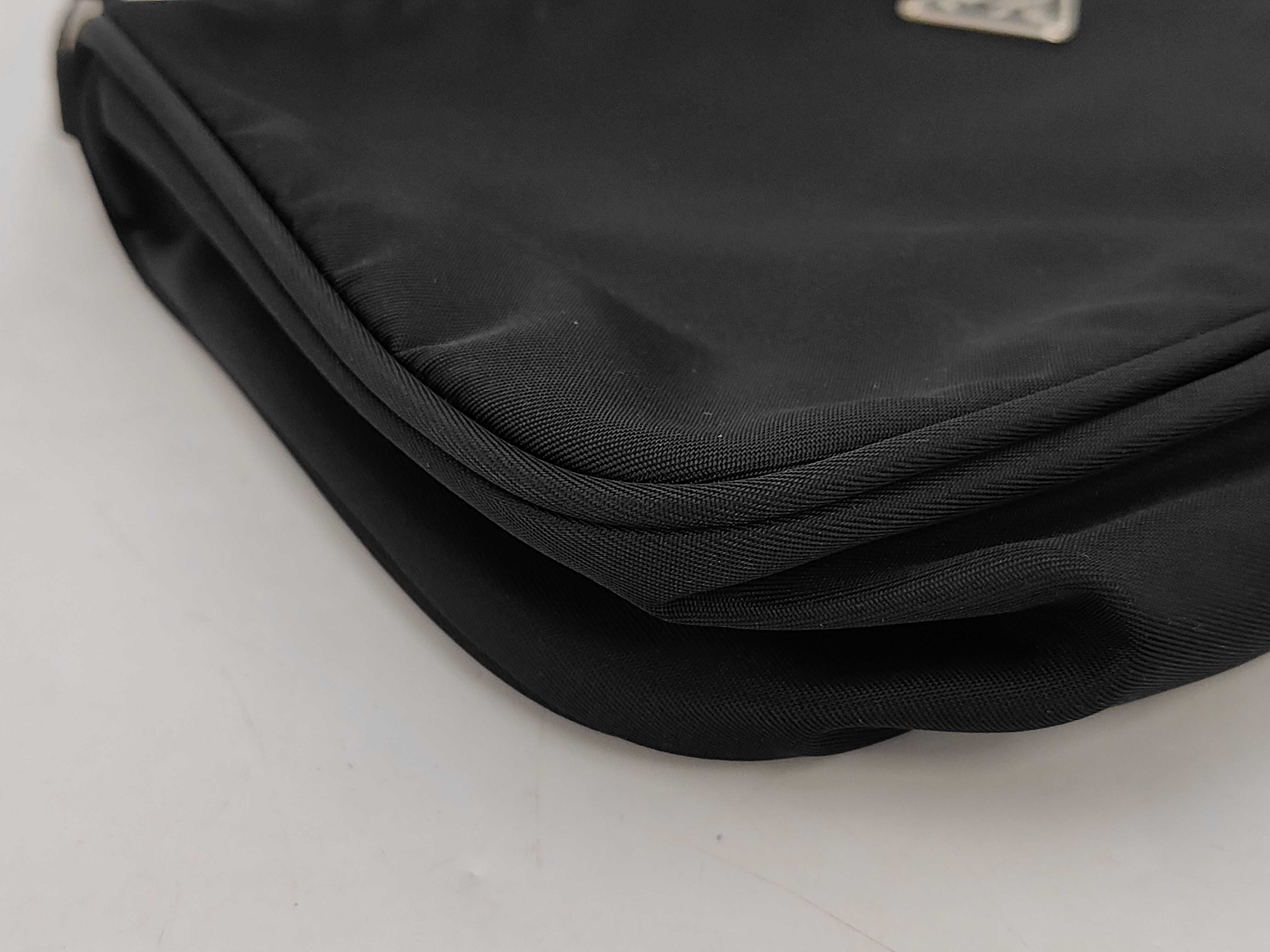 Triangle Plate Mini Handbag Black Handbag — view 6