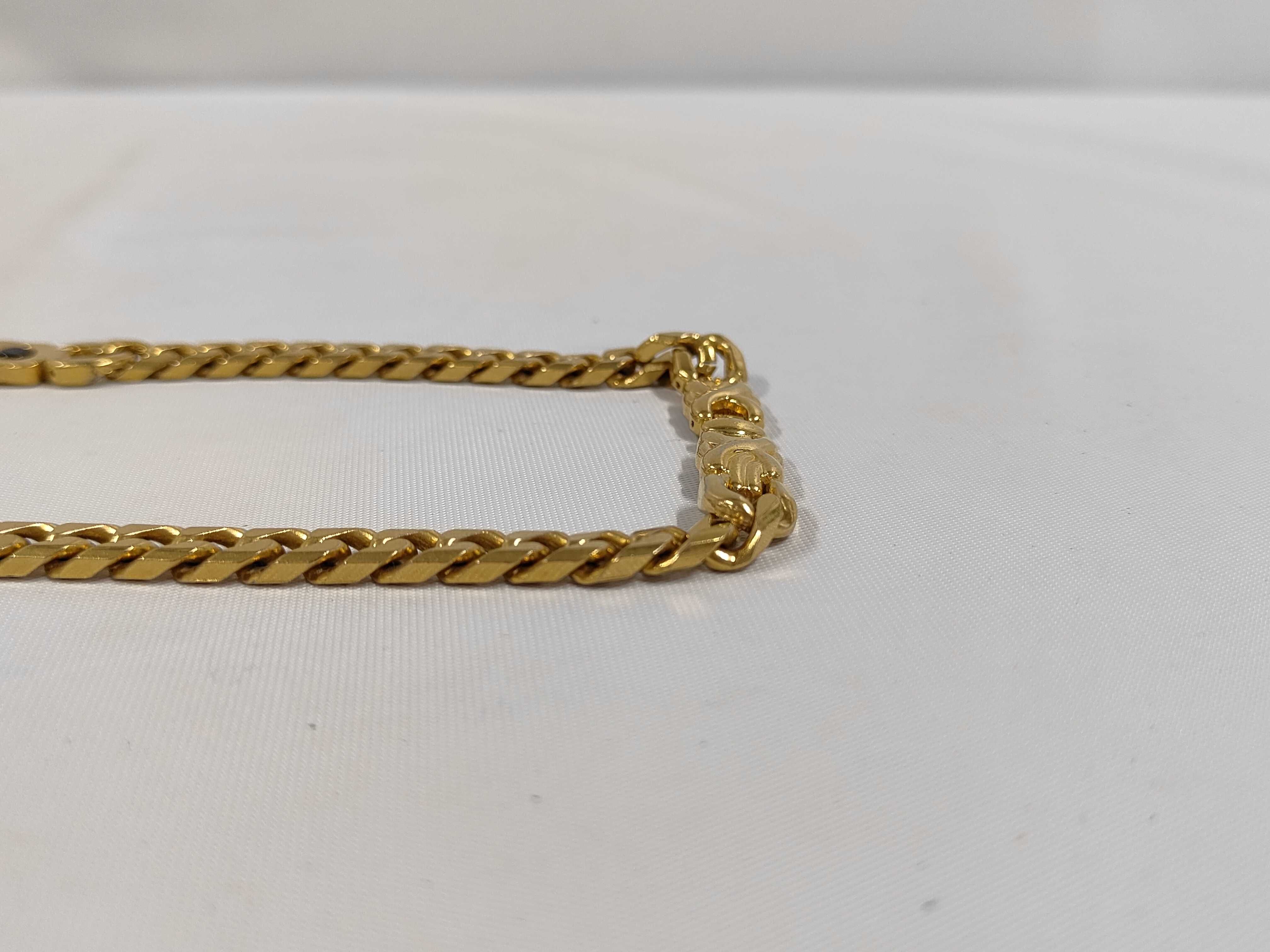 necklace — view 3