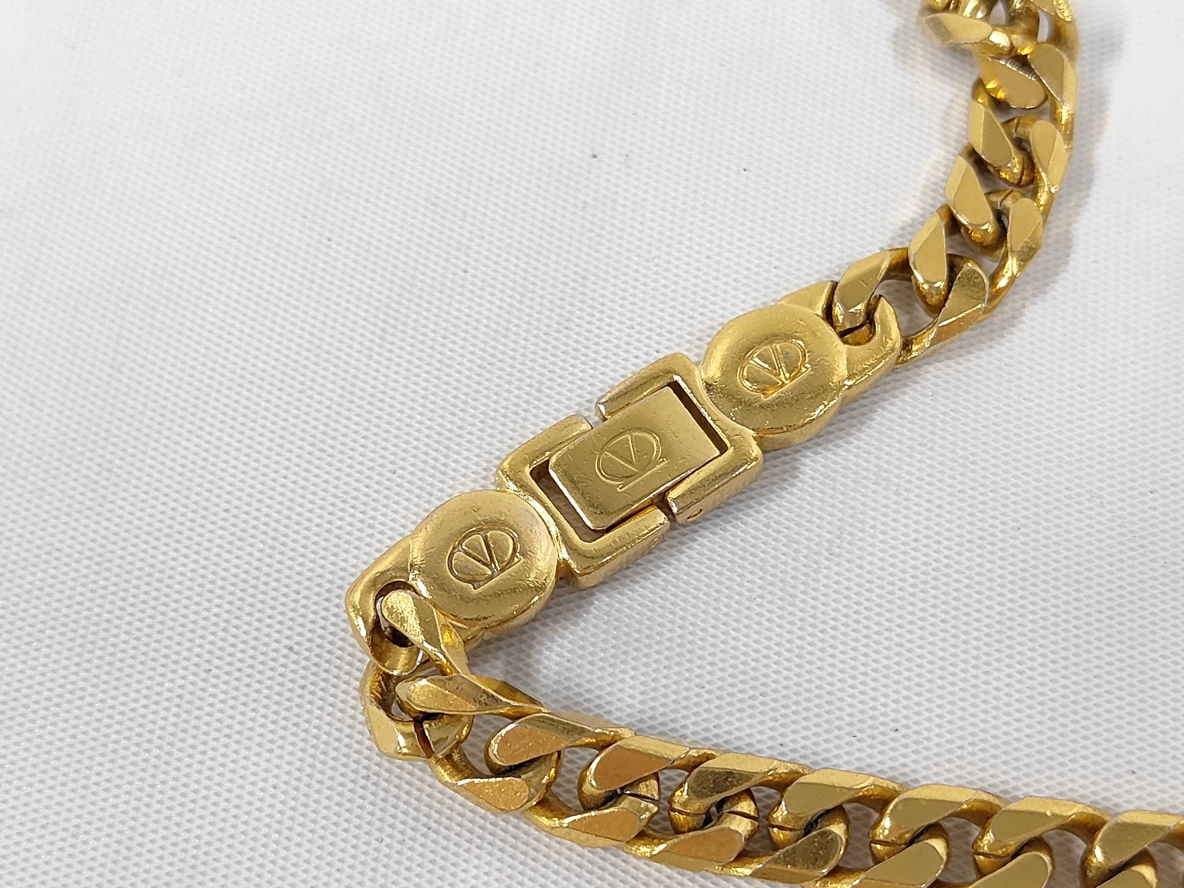 necklace — view 4