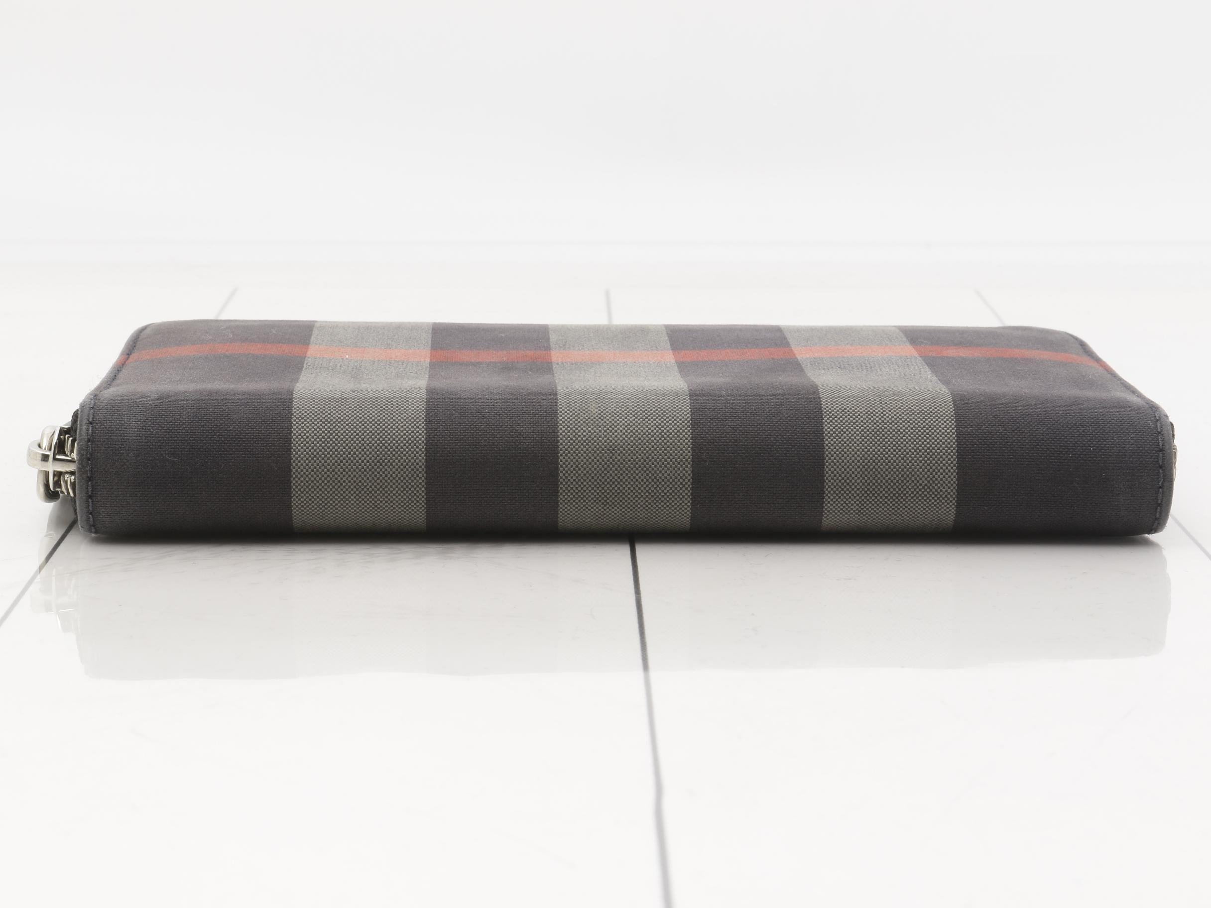 Other lines: Bags and Wallets — view 3
