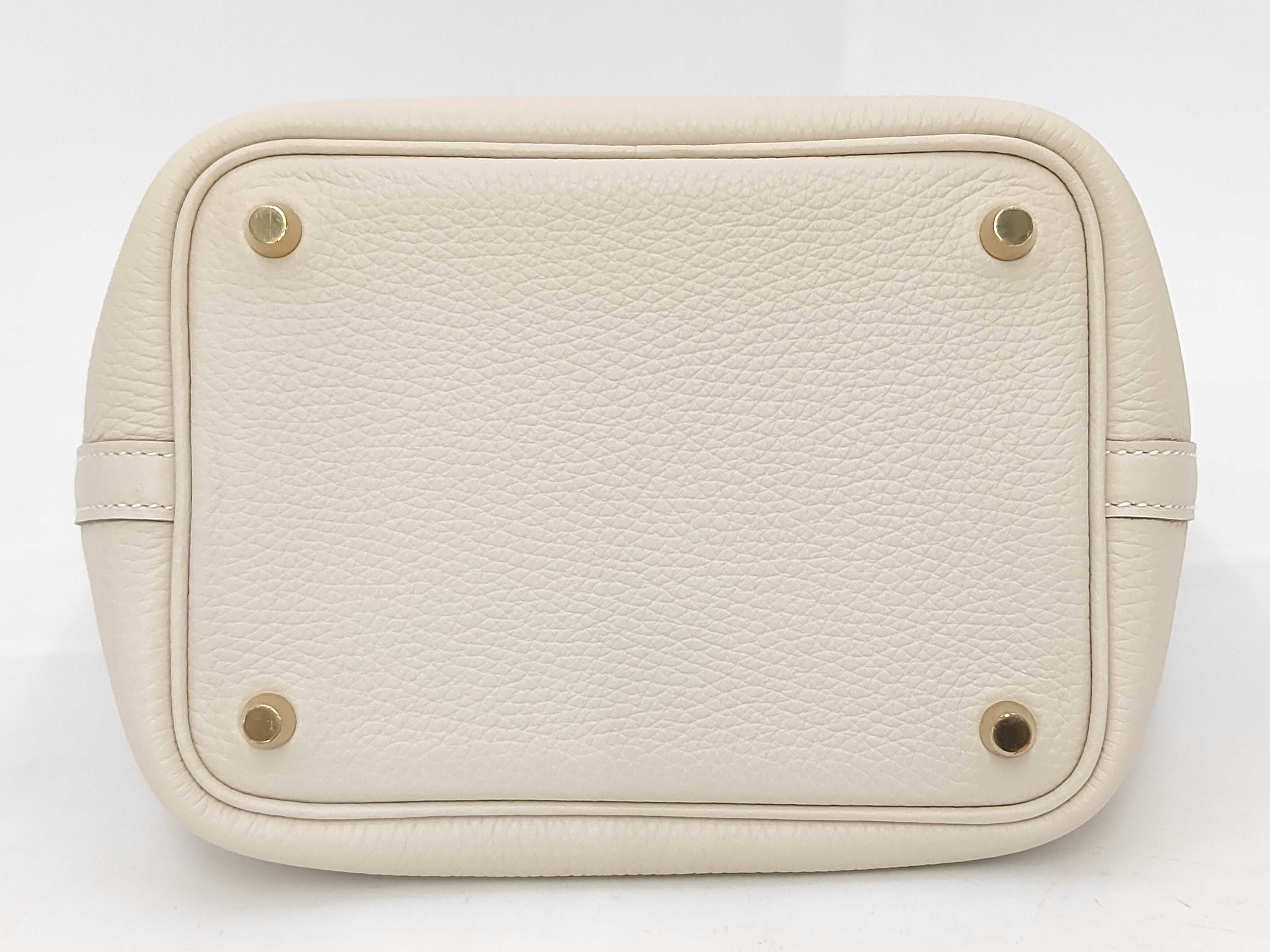 Picotin Lock 18, cream-colored, Taurillon Clemence leather, gold hardware, G stamp, handbag — view 6