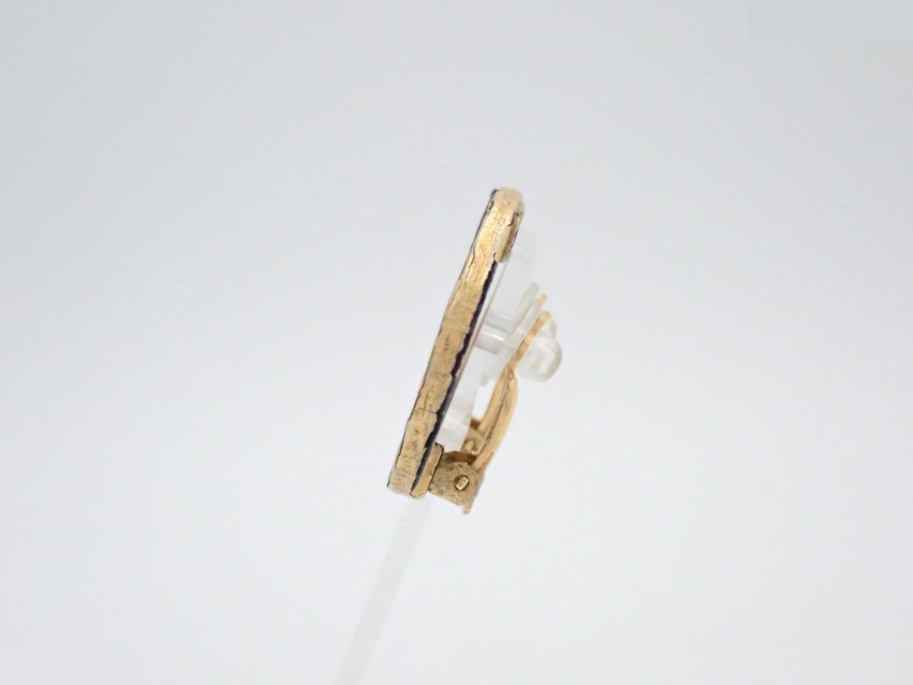 Vintage Classic (Precious Metal) Earrings — view 3