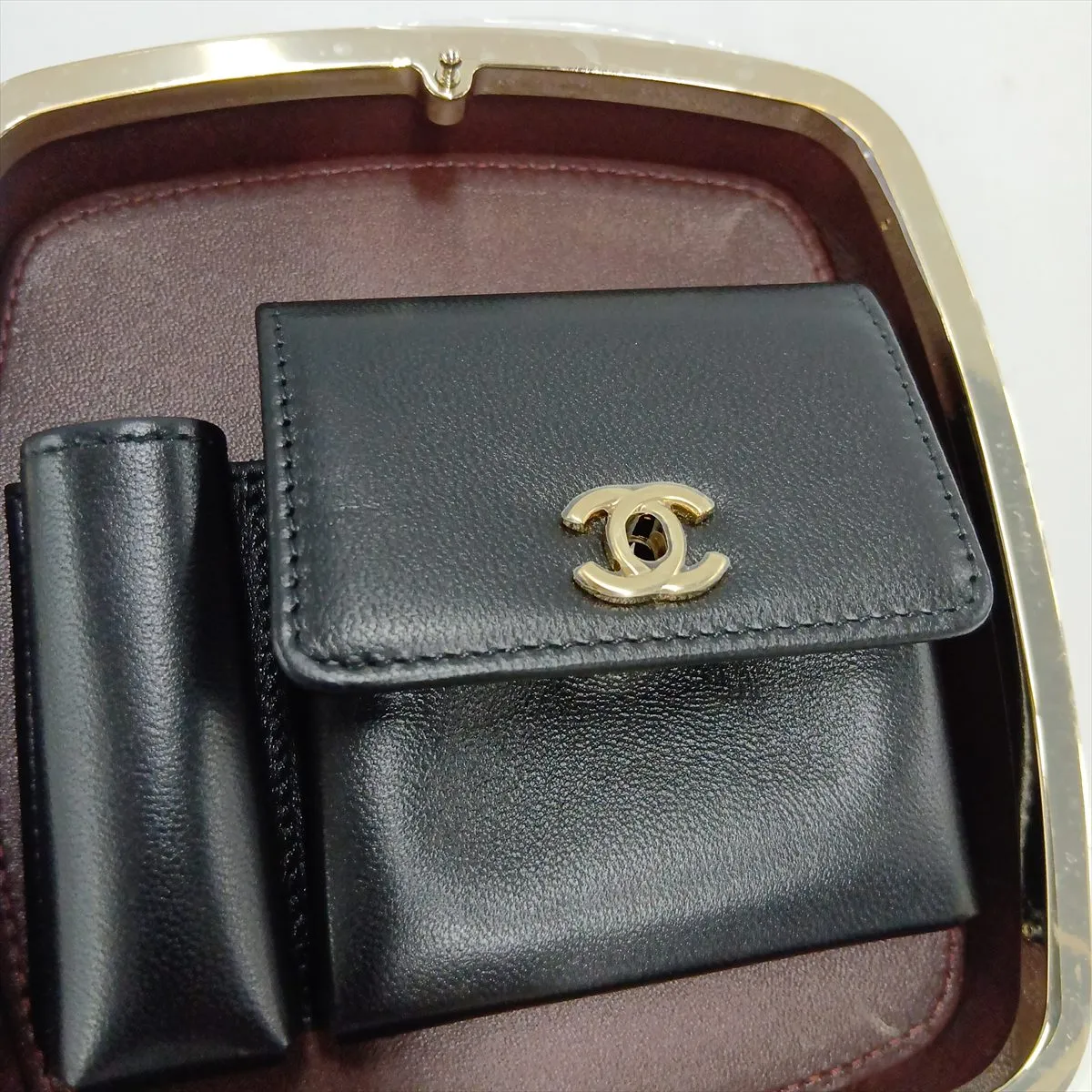 Matelassé Lambskin Vanity Bag, Black with Gold Hardware, 32085091 (Serial Number 32-series), with Mirror. — view 13