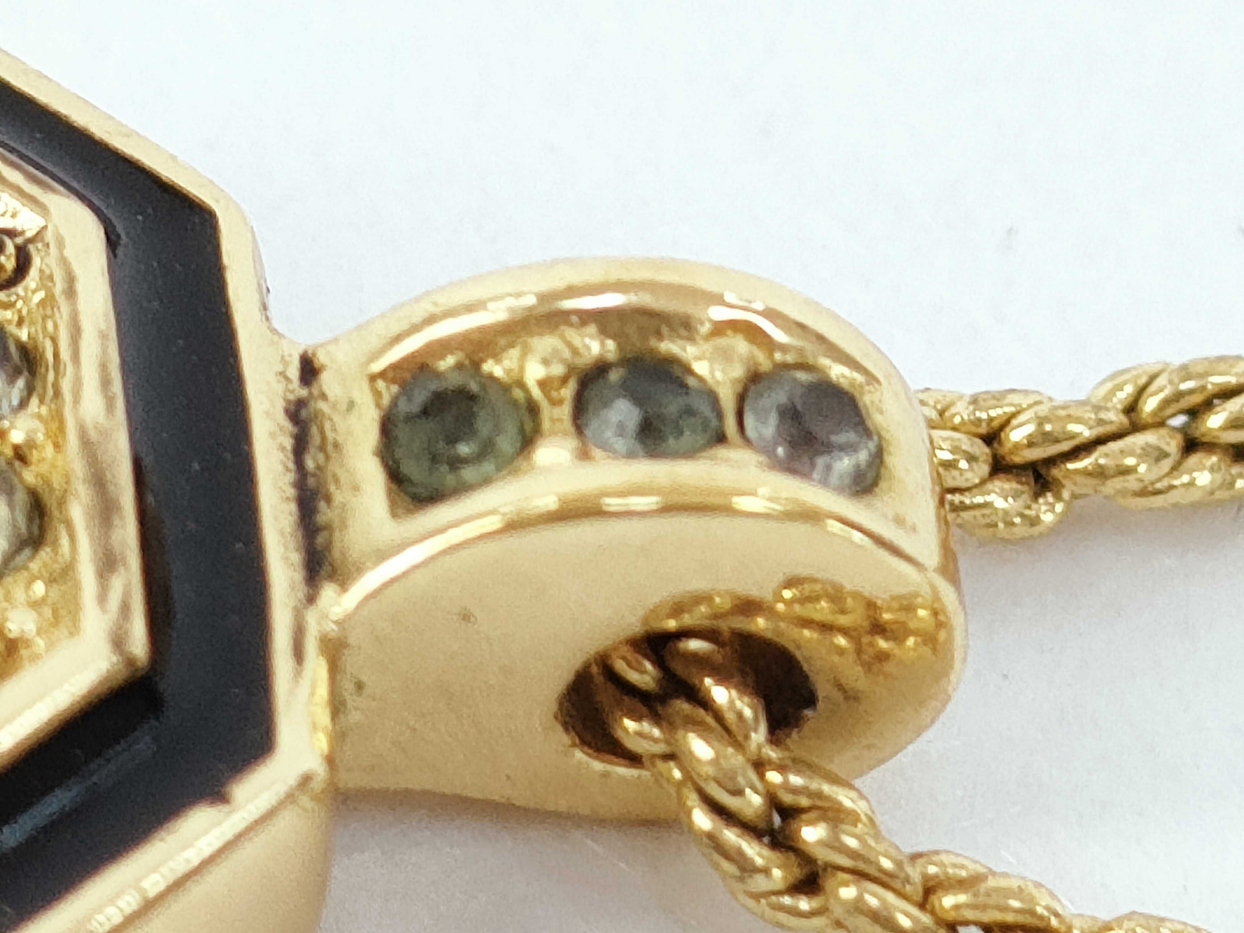 necklace — view 9