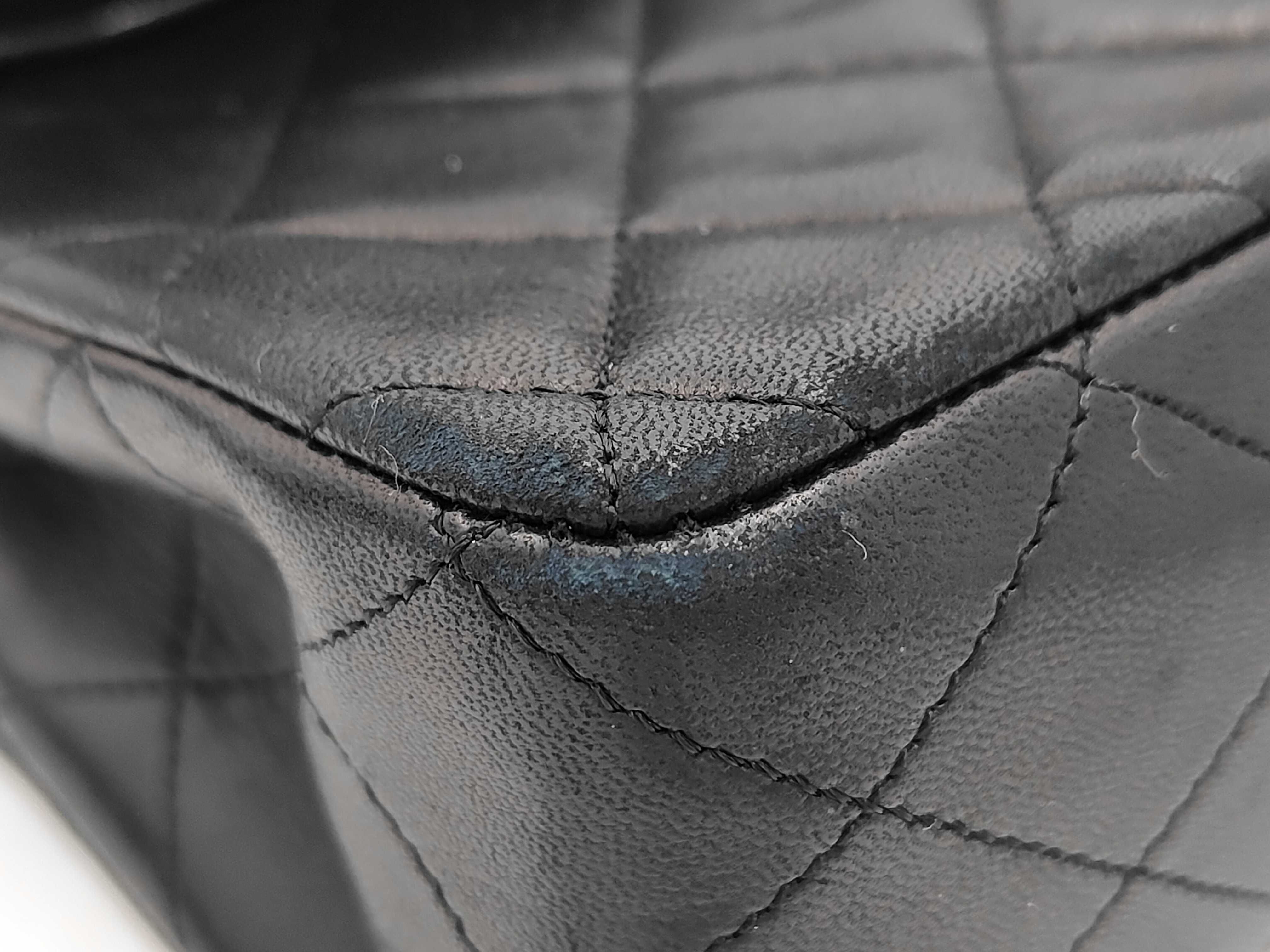Lambskin Matelassé 25 Double Flap Chain Shoulder Bag — view 4