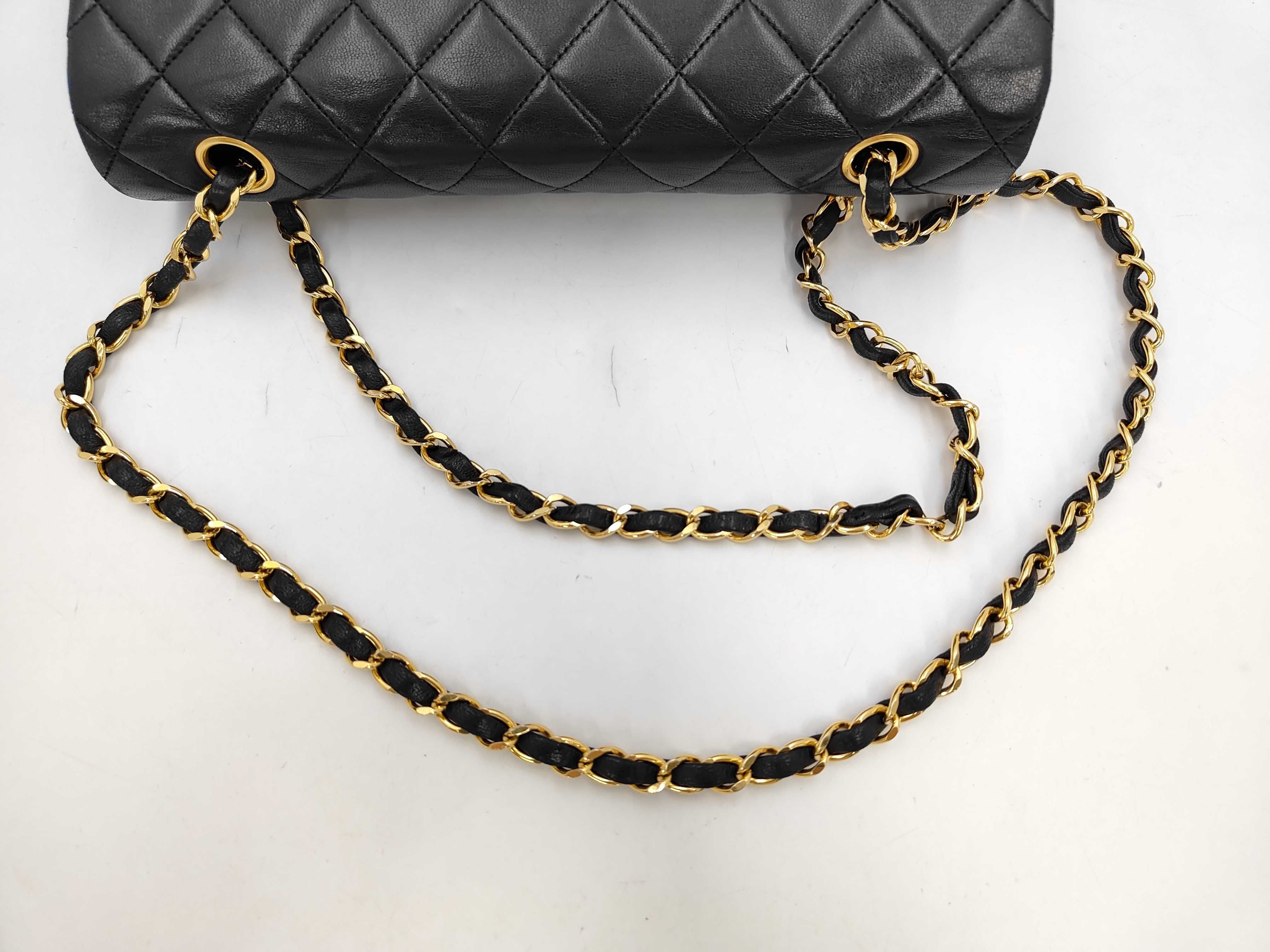Lambskin Matelassé 25 Double Flap Chain Shoulder Bag — view 5