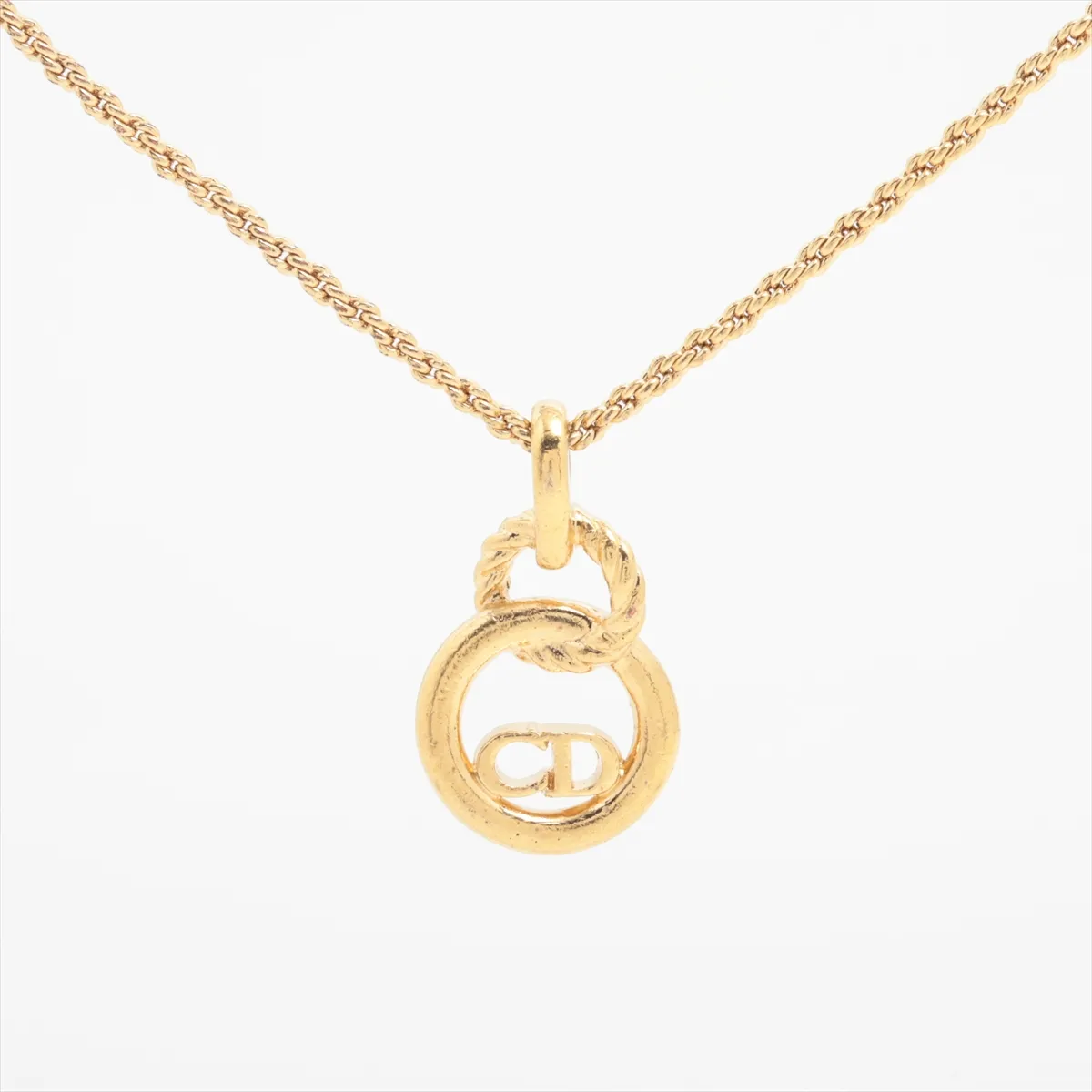 CD logo necklace, GP gold, dents,
