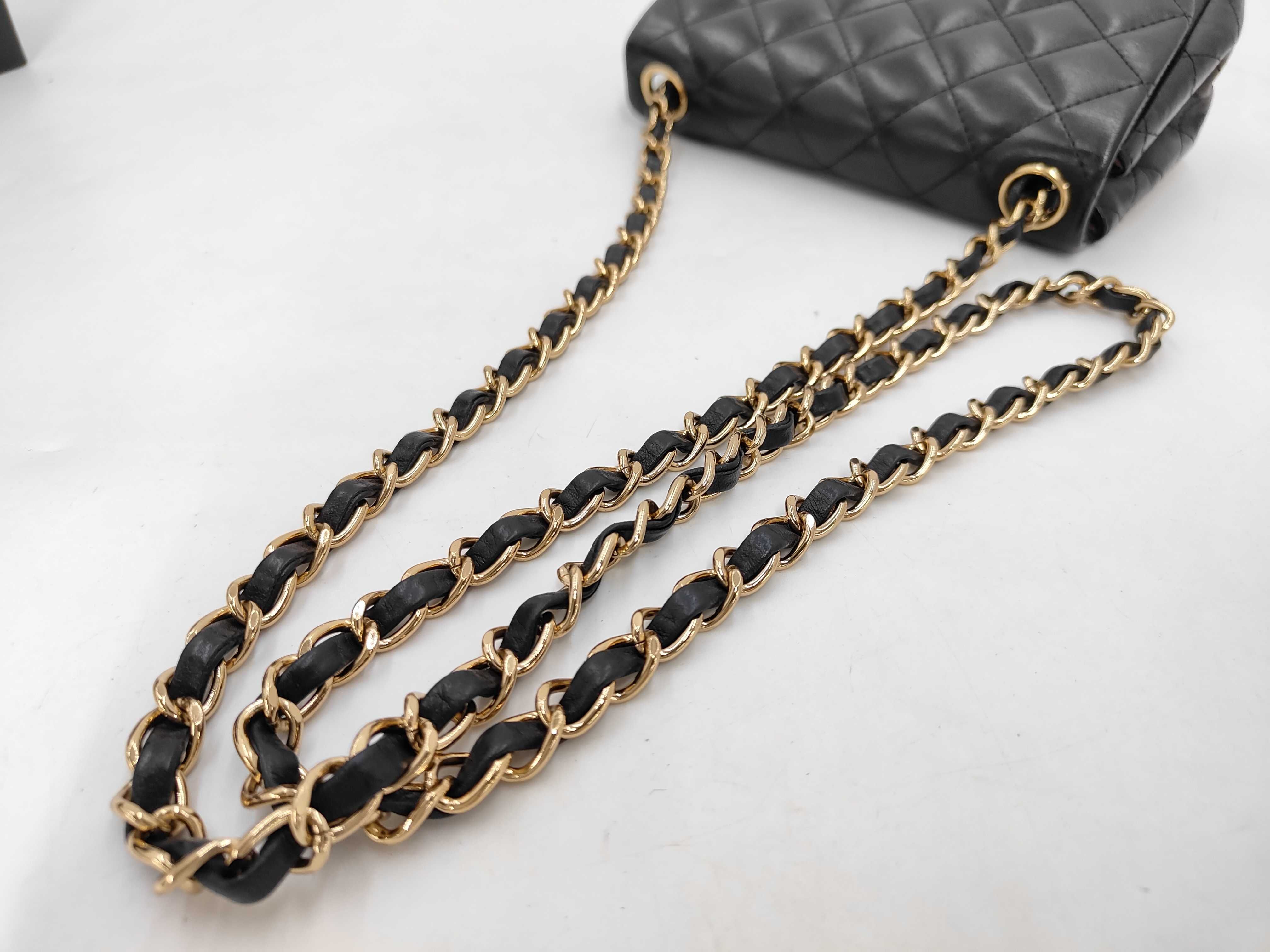 Matelassé 17 Lambskin Gold Hardware Chain Shoulder Bag Black (Serial Number 17) — view 3