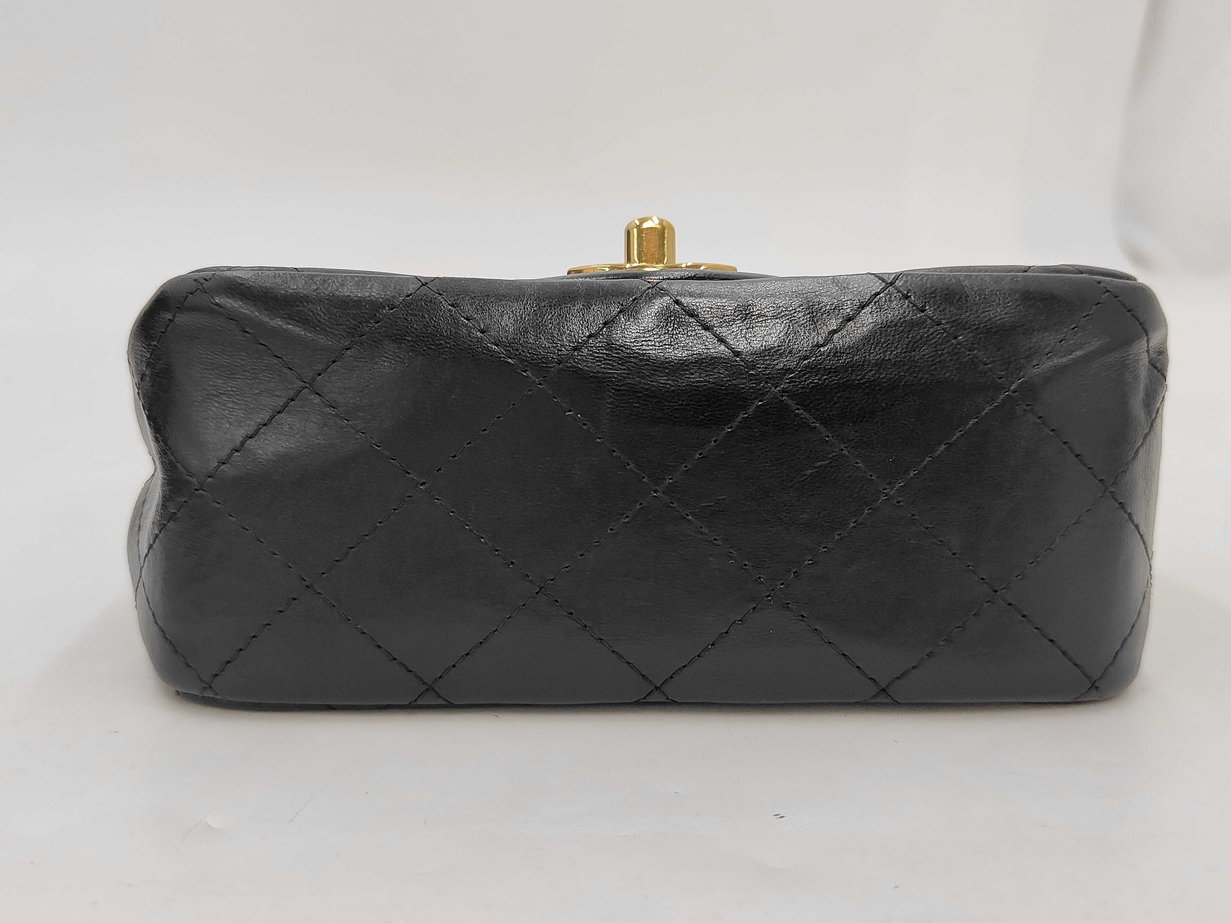 Matelassé 17 Lambskin Gold Hardware Chain Shoulder Bag Black (Serial Number 17) — view 6