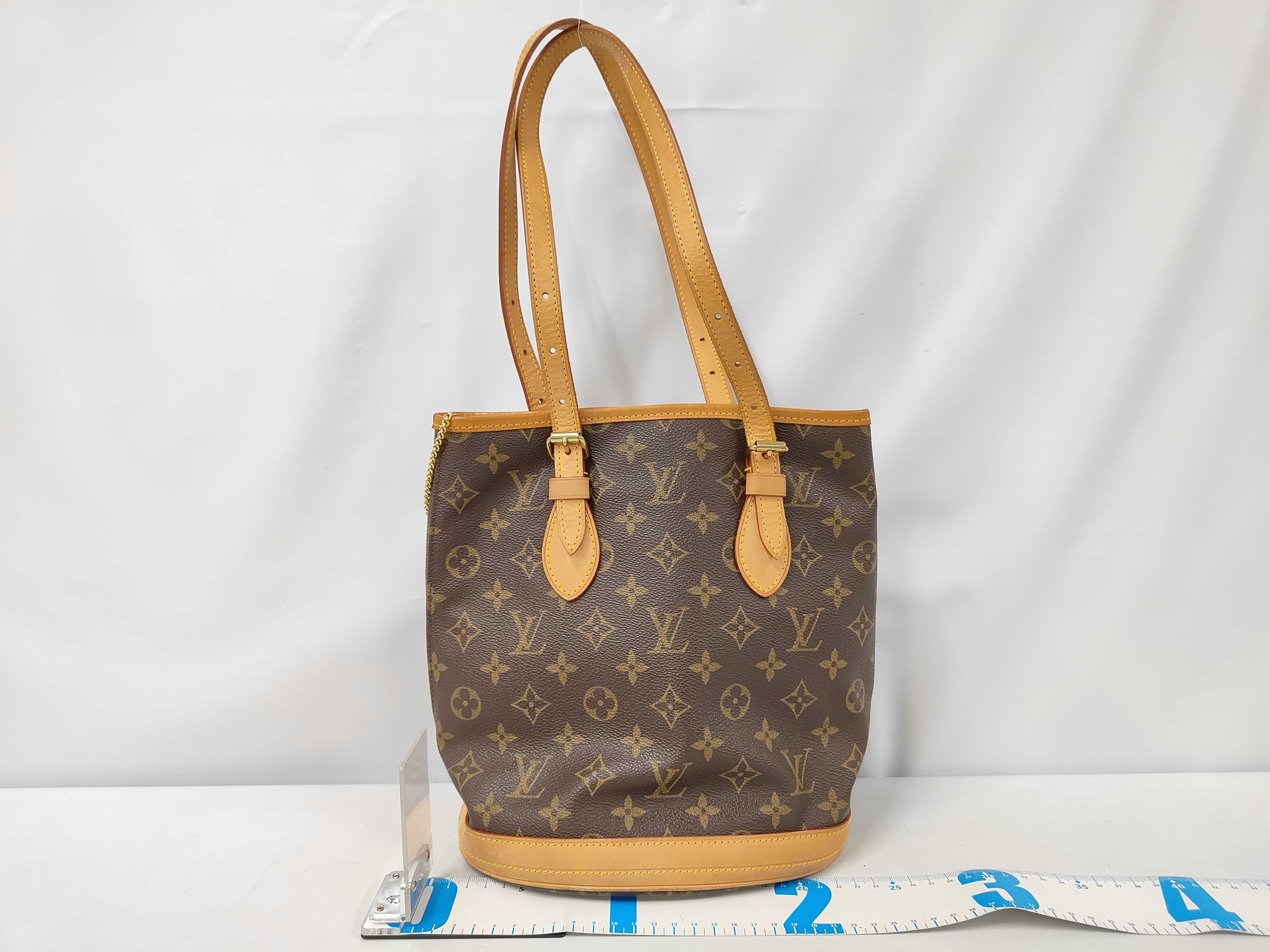 Monogram Bucket PM Tote Bag with Pouch M42238 (No stickiness) — view 2