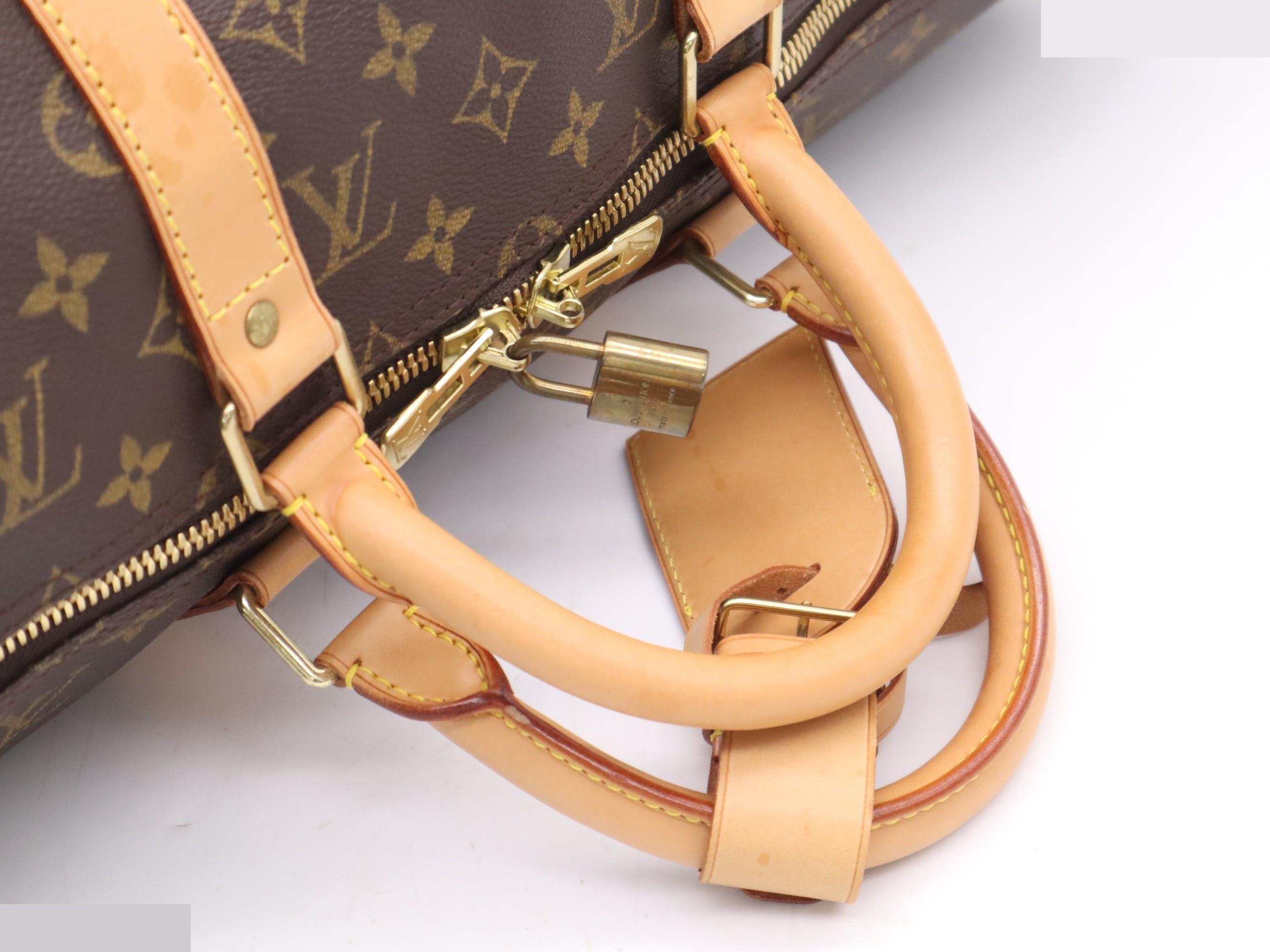Keepall 55 with padlock, 2 keys, and name tag. — view 6