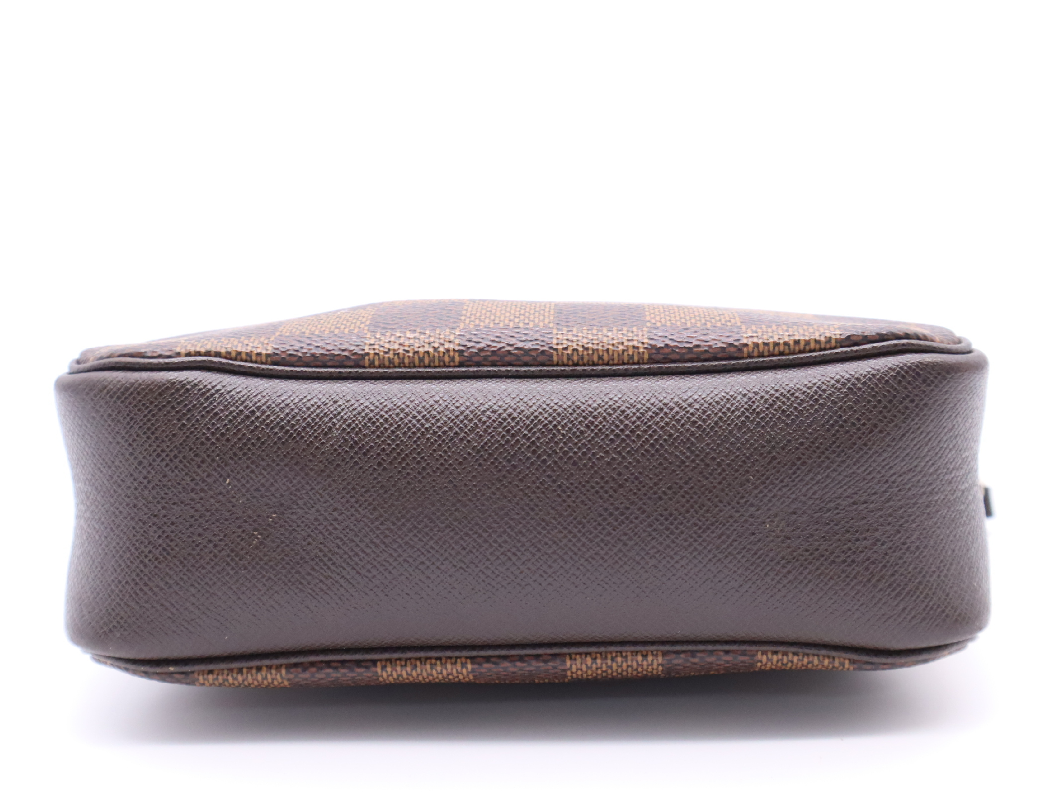 N51982 Damier Trouse Makeup Pouch — view 4