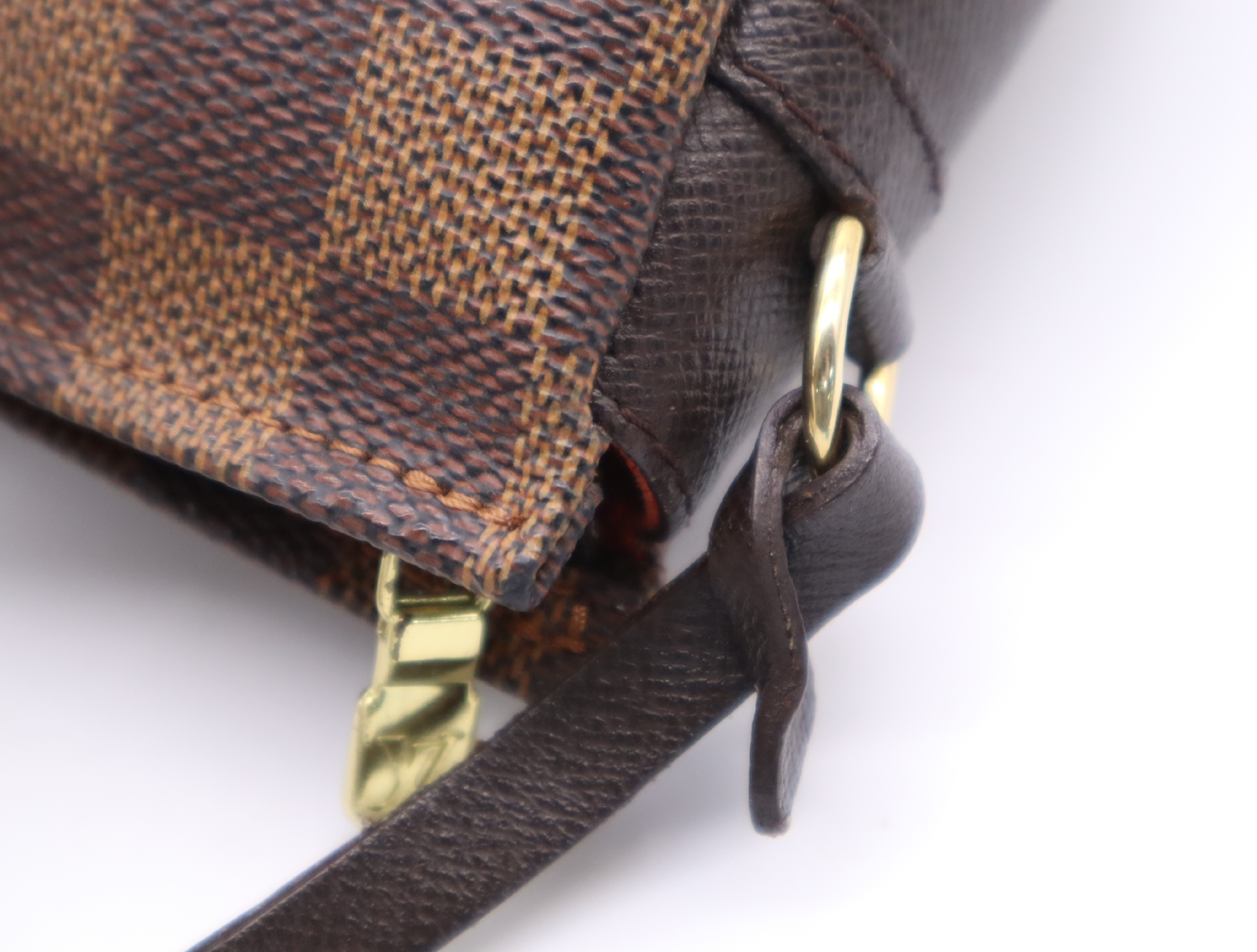 N51982 Damier Trouse Makeup Pouch — view 9