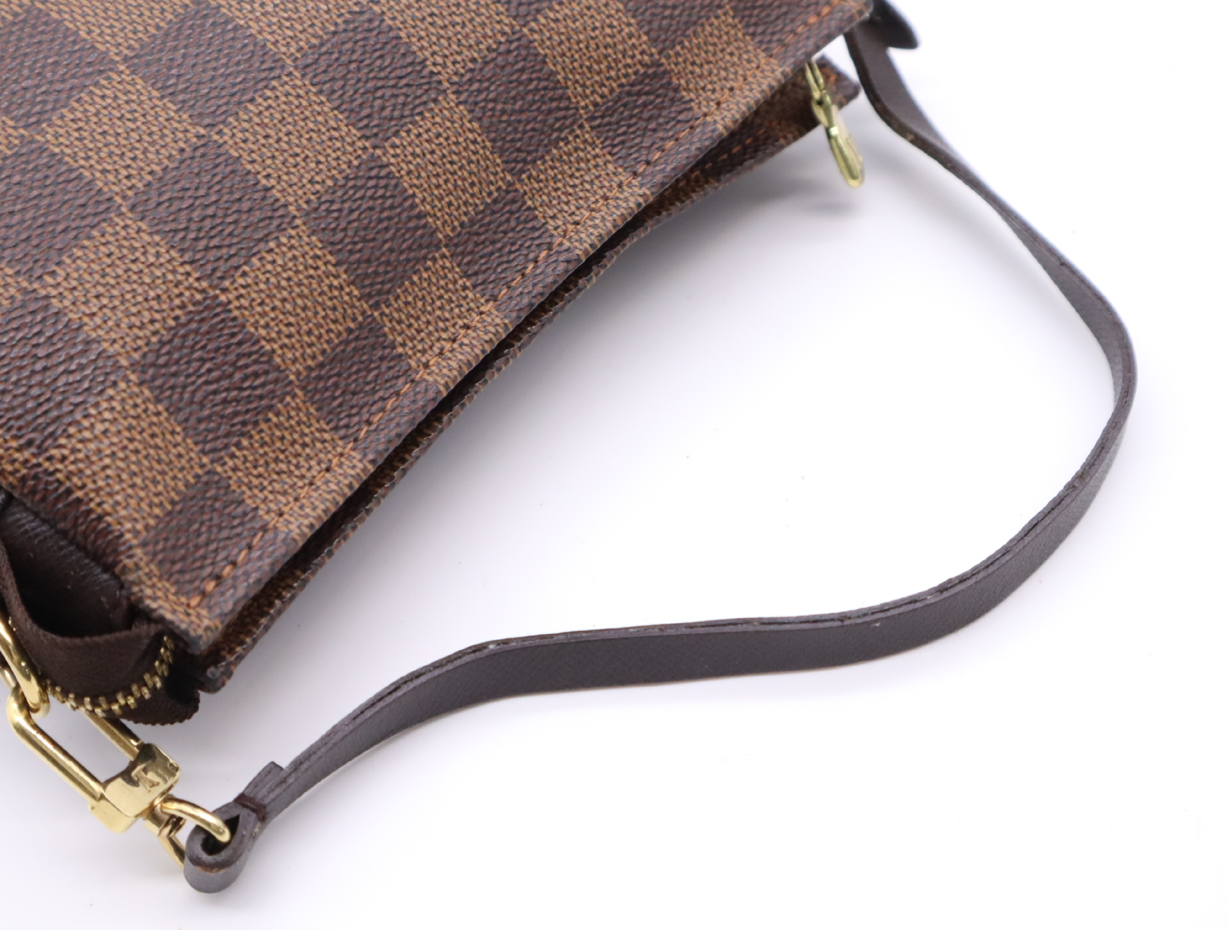 N51982 Damier Trouse Makeup Pouch — view 10