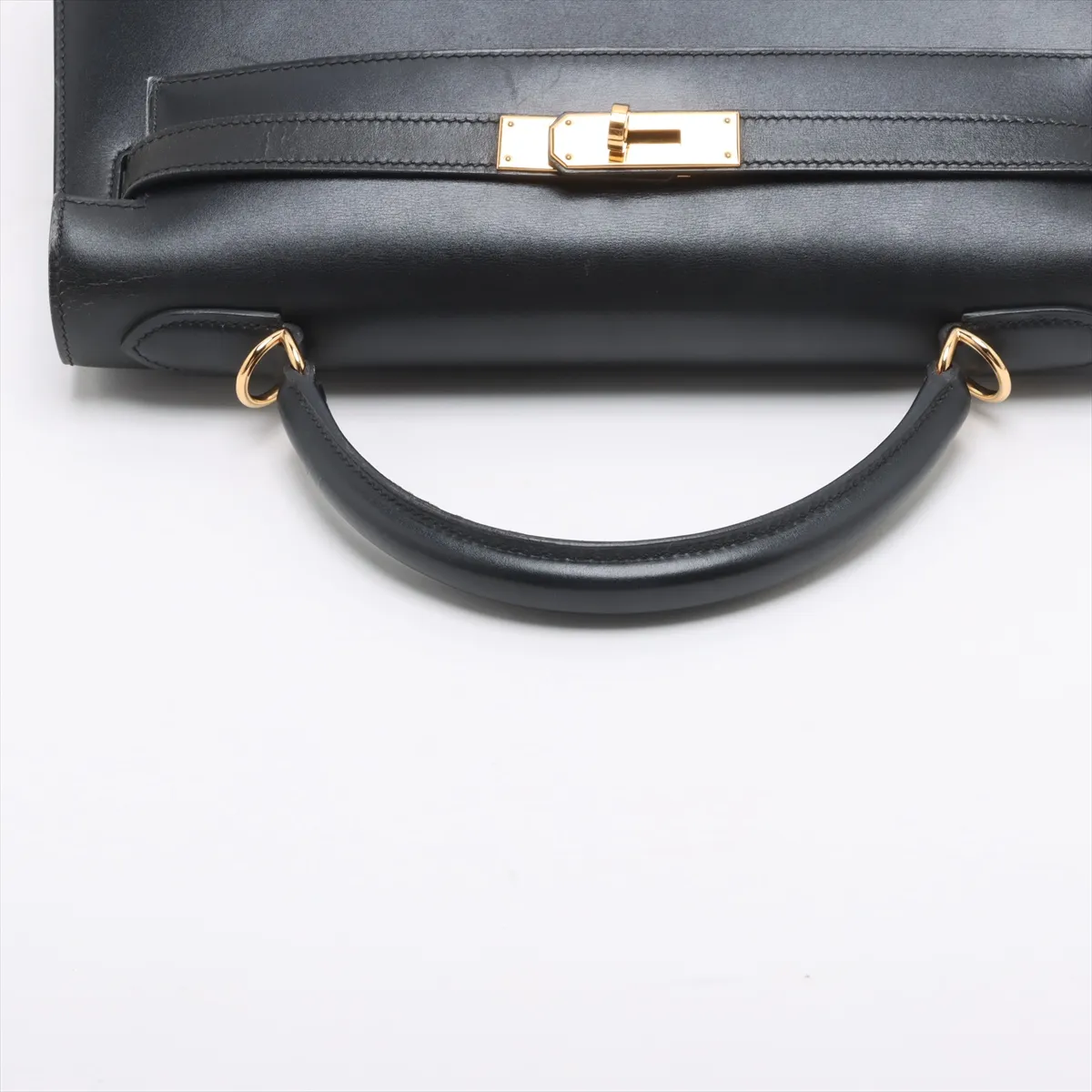 [Individually wrapped] Hermes Kelly 32 Serie Box Calf Black Gold Hardware F:2002 Cadena Unlock Hardened — view 5