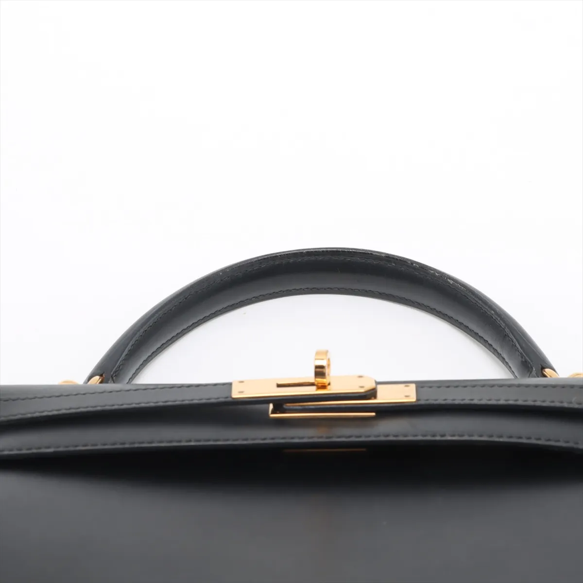 [Individually wrapped] Hermes Kelly 32 Serie Box Calf Black Gold Hardware F:2002 Cadena Unlock Hardened — view 6