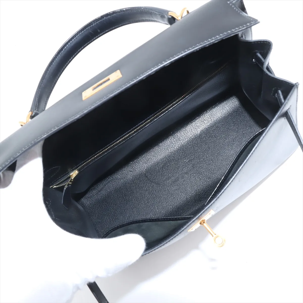 [Individually wrapped] Hermes Kelly 32 Serie Box Calf Black Gold Hardware F:2002 Cadena Unlock Hardened — view 8
