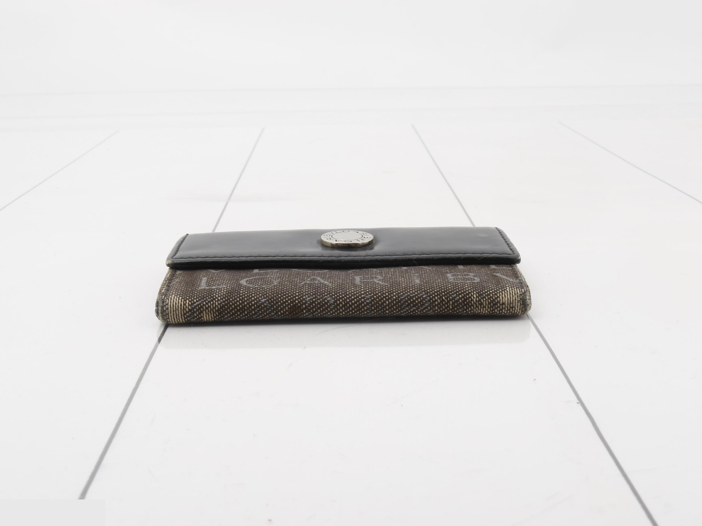 Other lines: Bags and coin cases — view 3