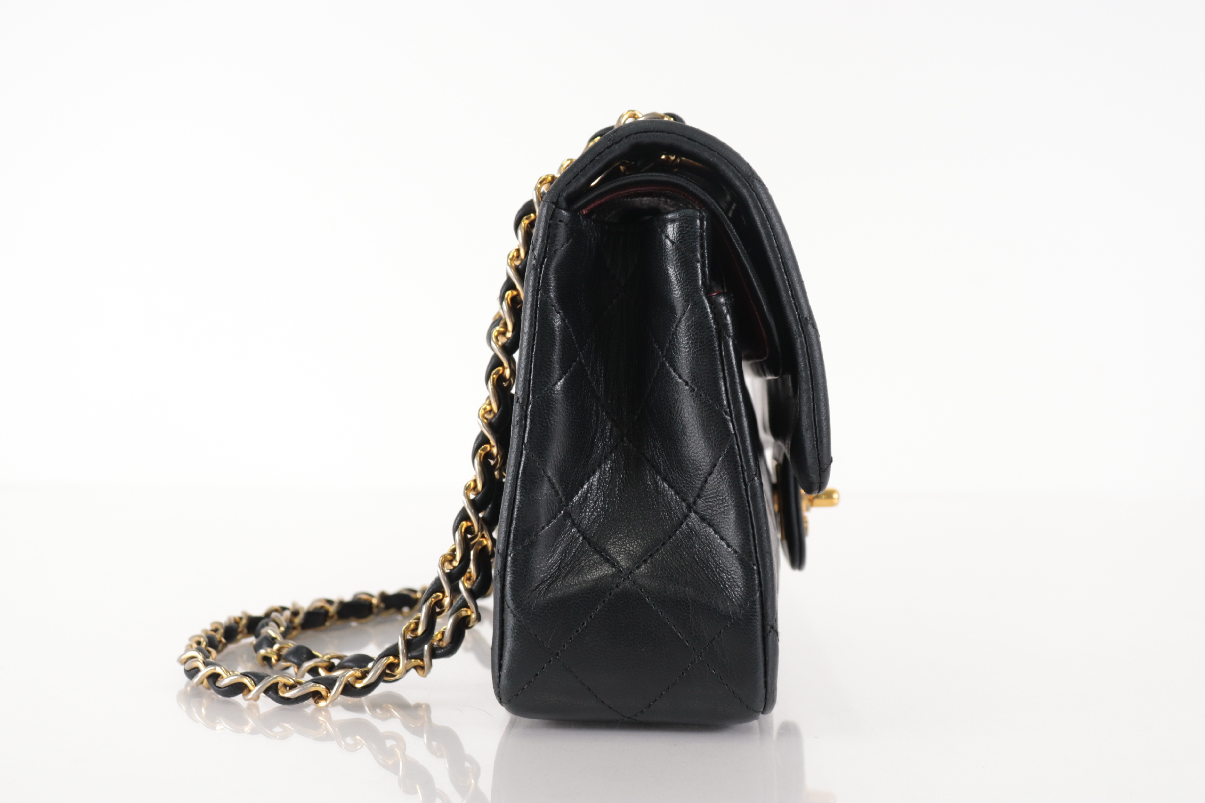 W-Flap 23 Lambskin Chain Shoulder Bag (Series 1) — view 3