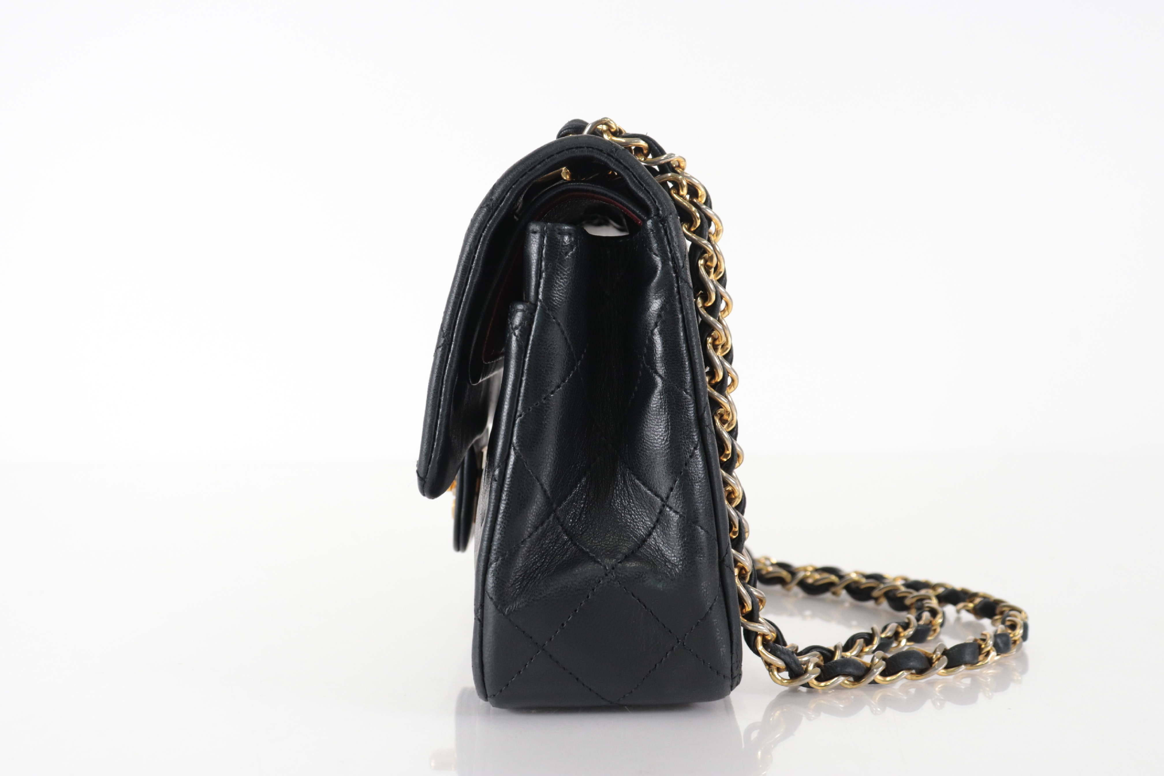 W-Flap 23 Lambskin Chain Shoulder Bag (Series 1) — view 4