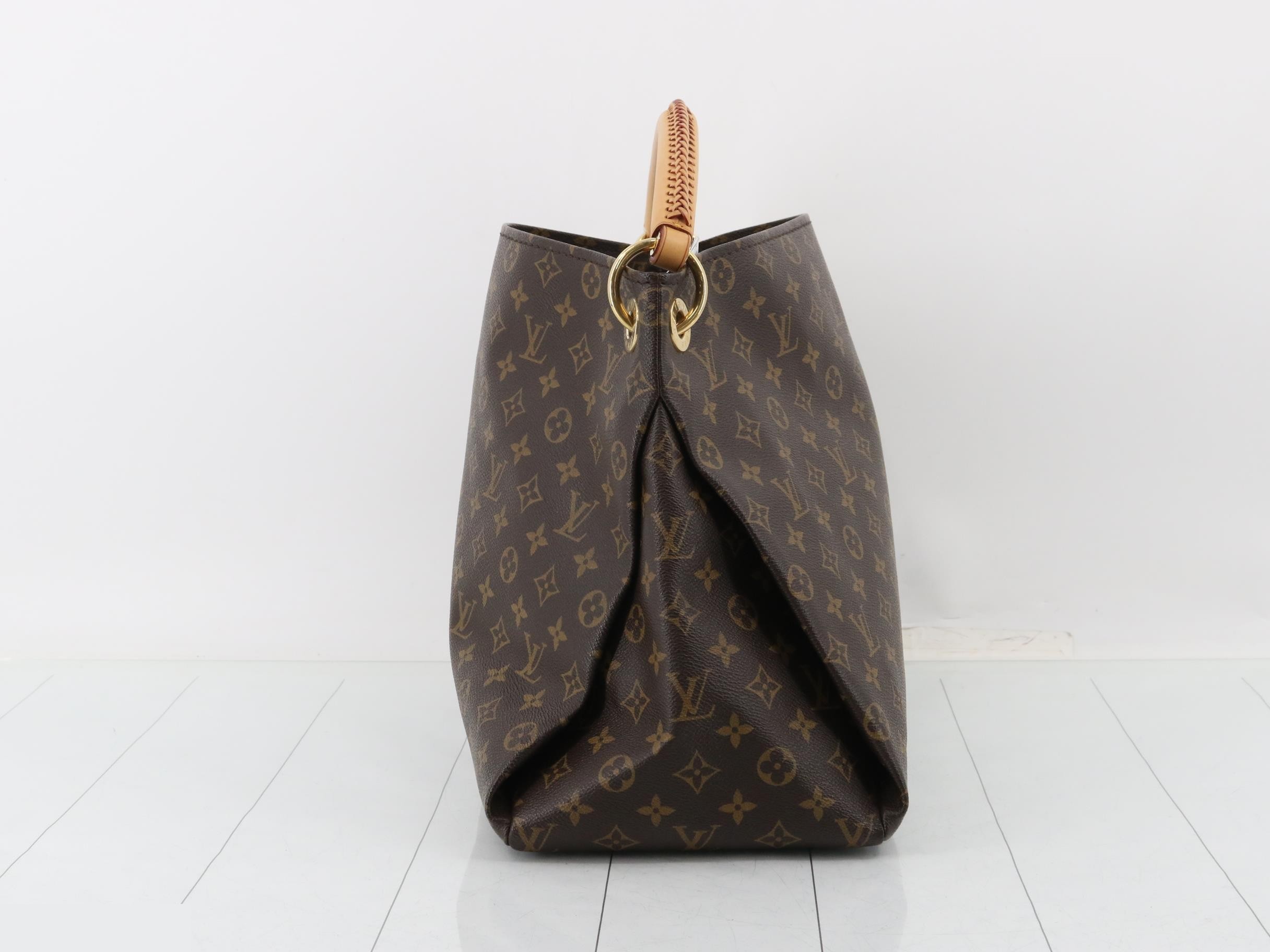 Monogram Artsy MM Shoulder Bag — view 3