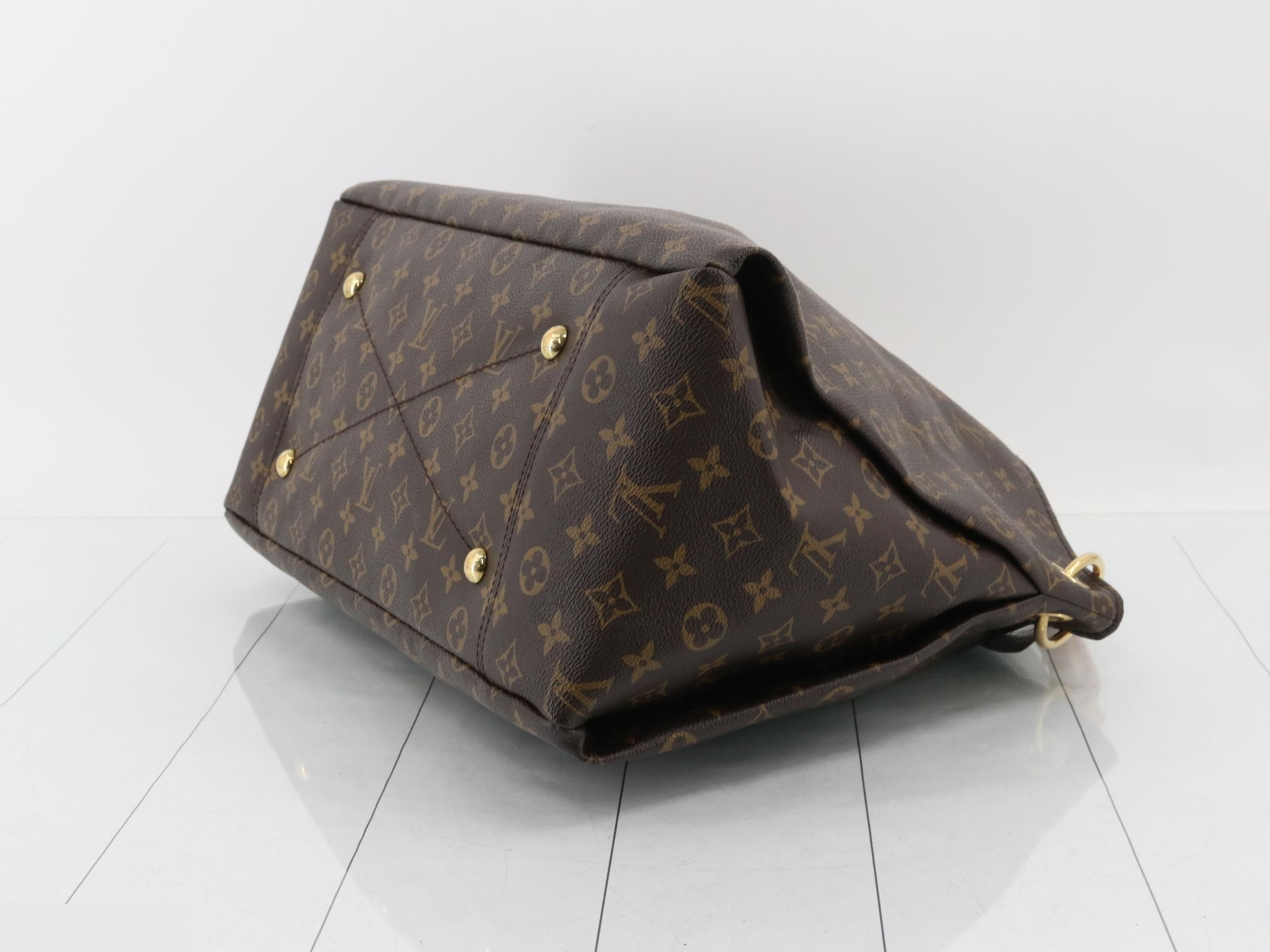 Monogram Artsy MM Shoulder Bag — view 6