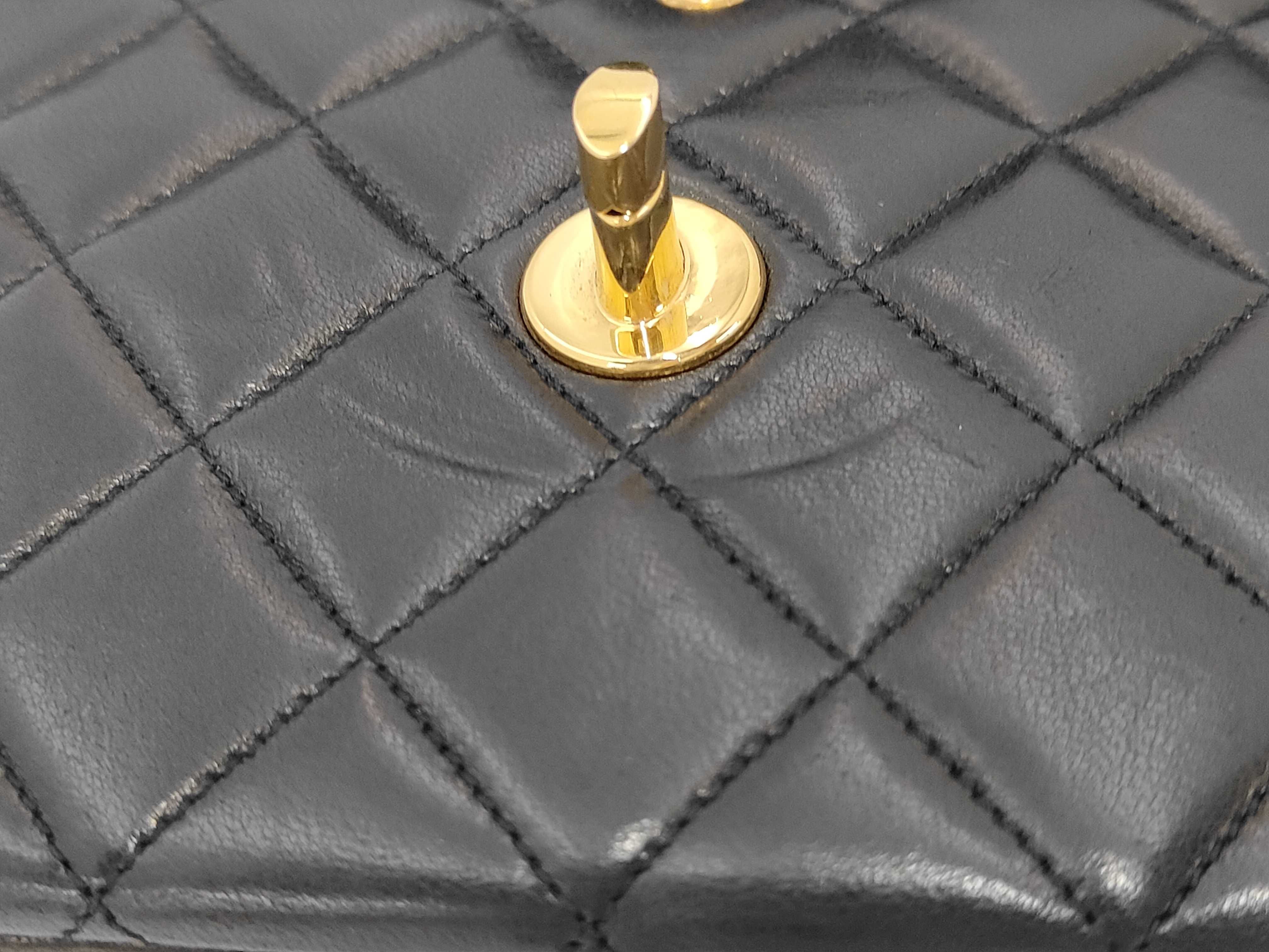 Matelassé 25 Double Flap Double Chain Shoulder Bag (Paris Limited Edition) — view 12