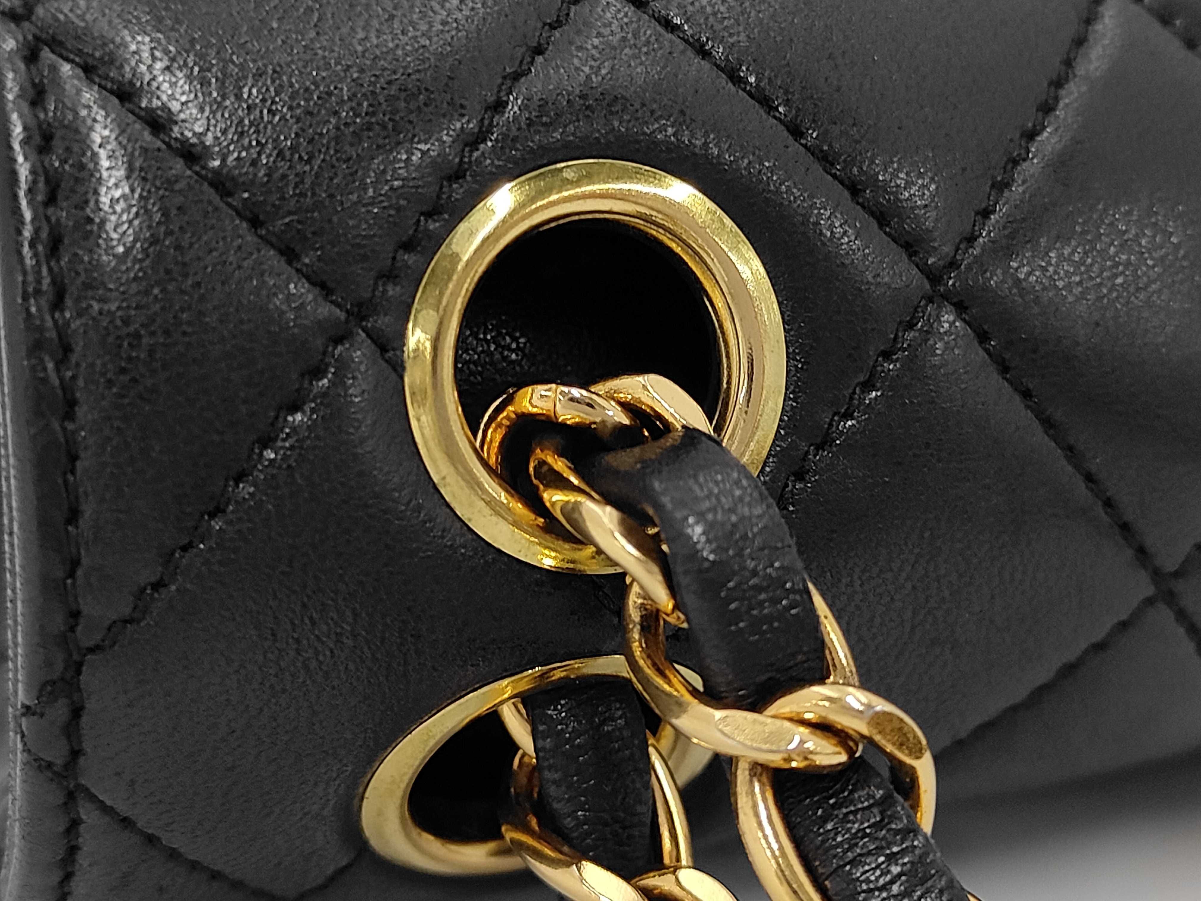 Matelassé 25 Double Flap Double Chain Shoulder Bag (Paris Limited Edition) — view 6