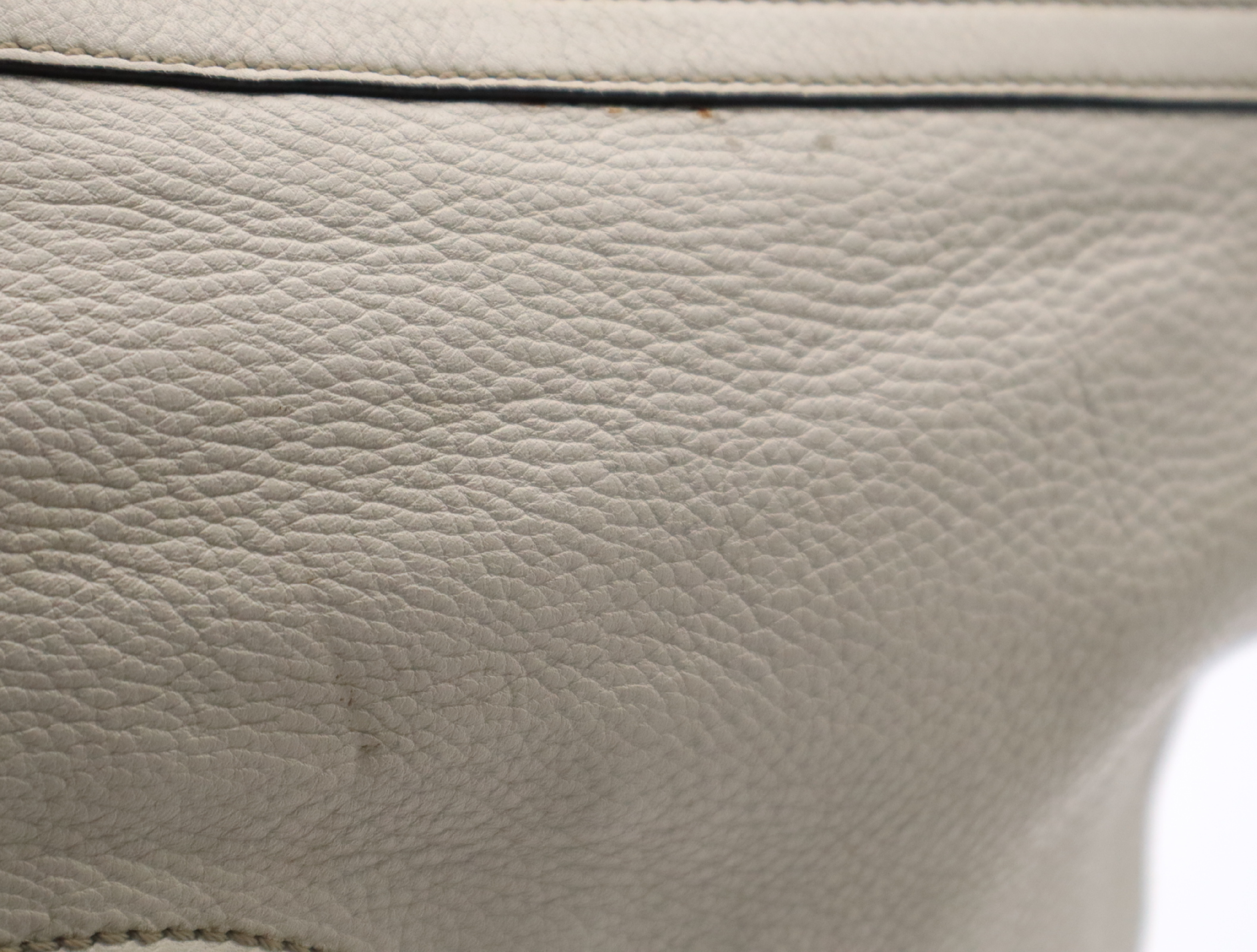 295175 Leather Soho Interlocking G Tassel Ivory Shoulder Bag — view 12