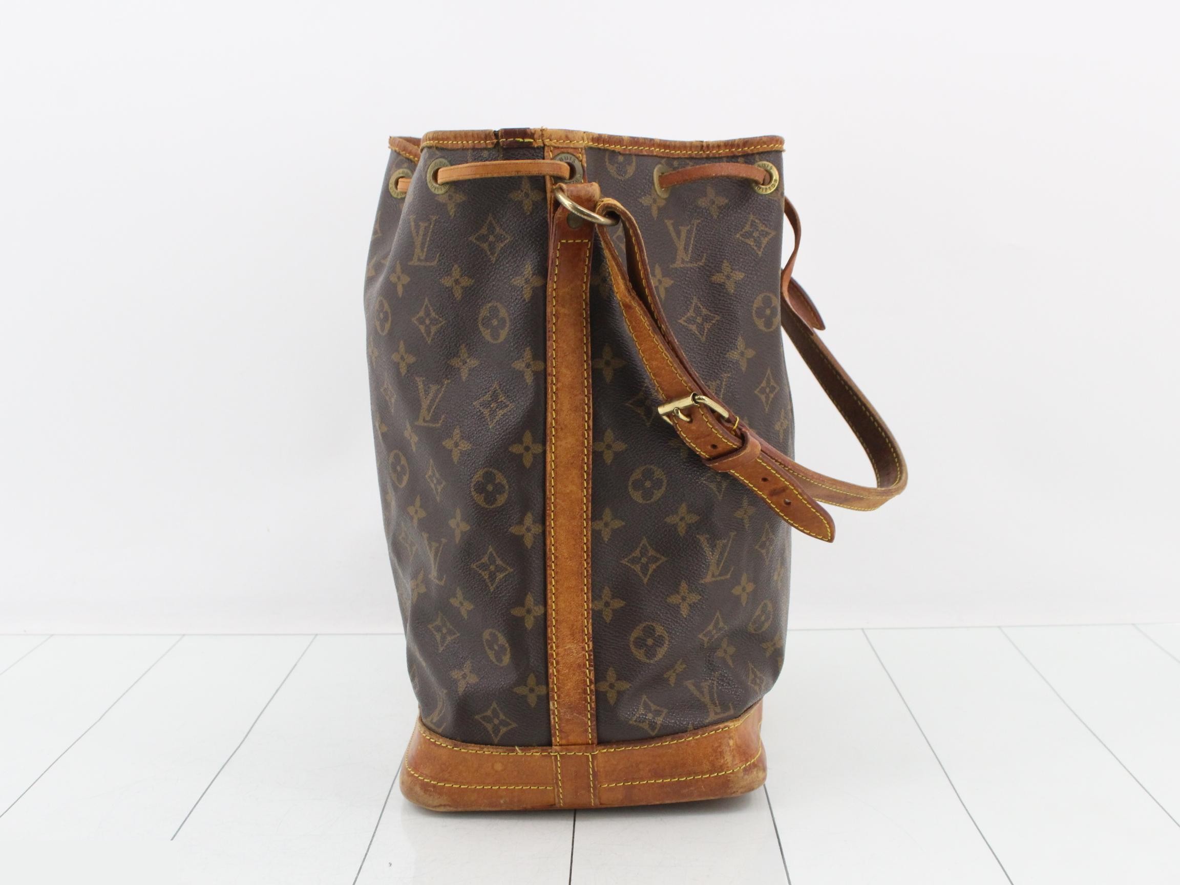 Noe Monogram Shoulder Bag — view 4