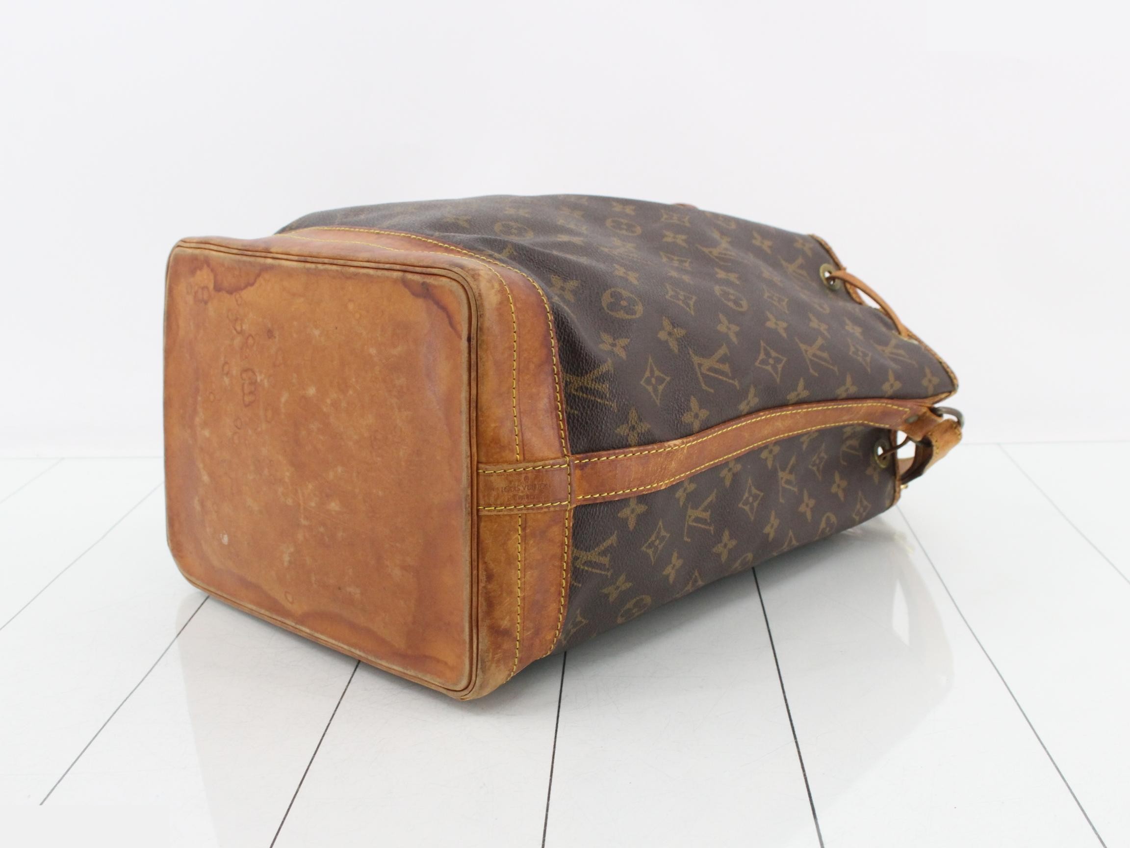 Noe Monogram Shoulder Bag — view 6