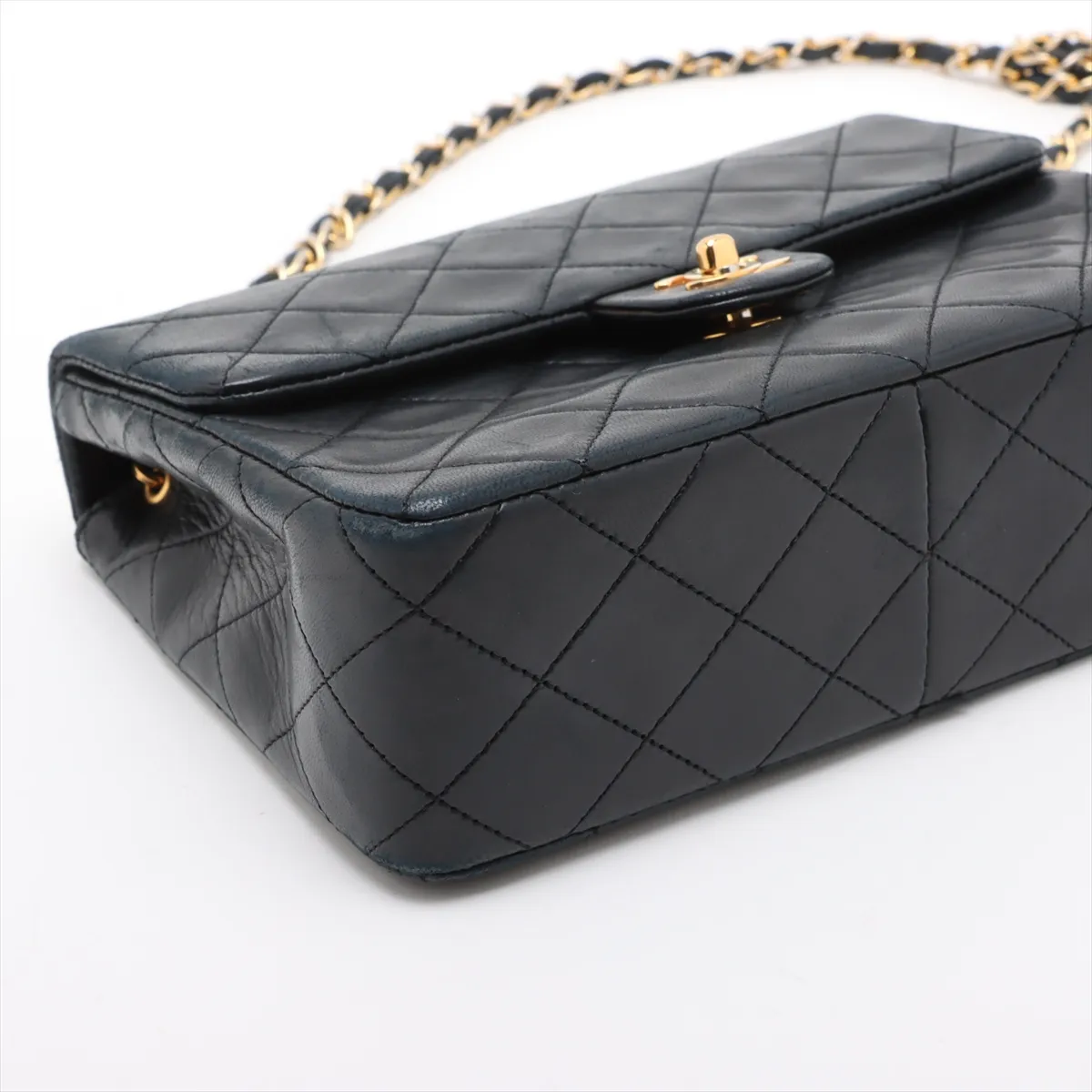 Matelasse Lambskin Single Flap Single Chain Bag Black Gold Hardware 1405828 No. 1 — view 4