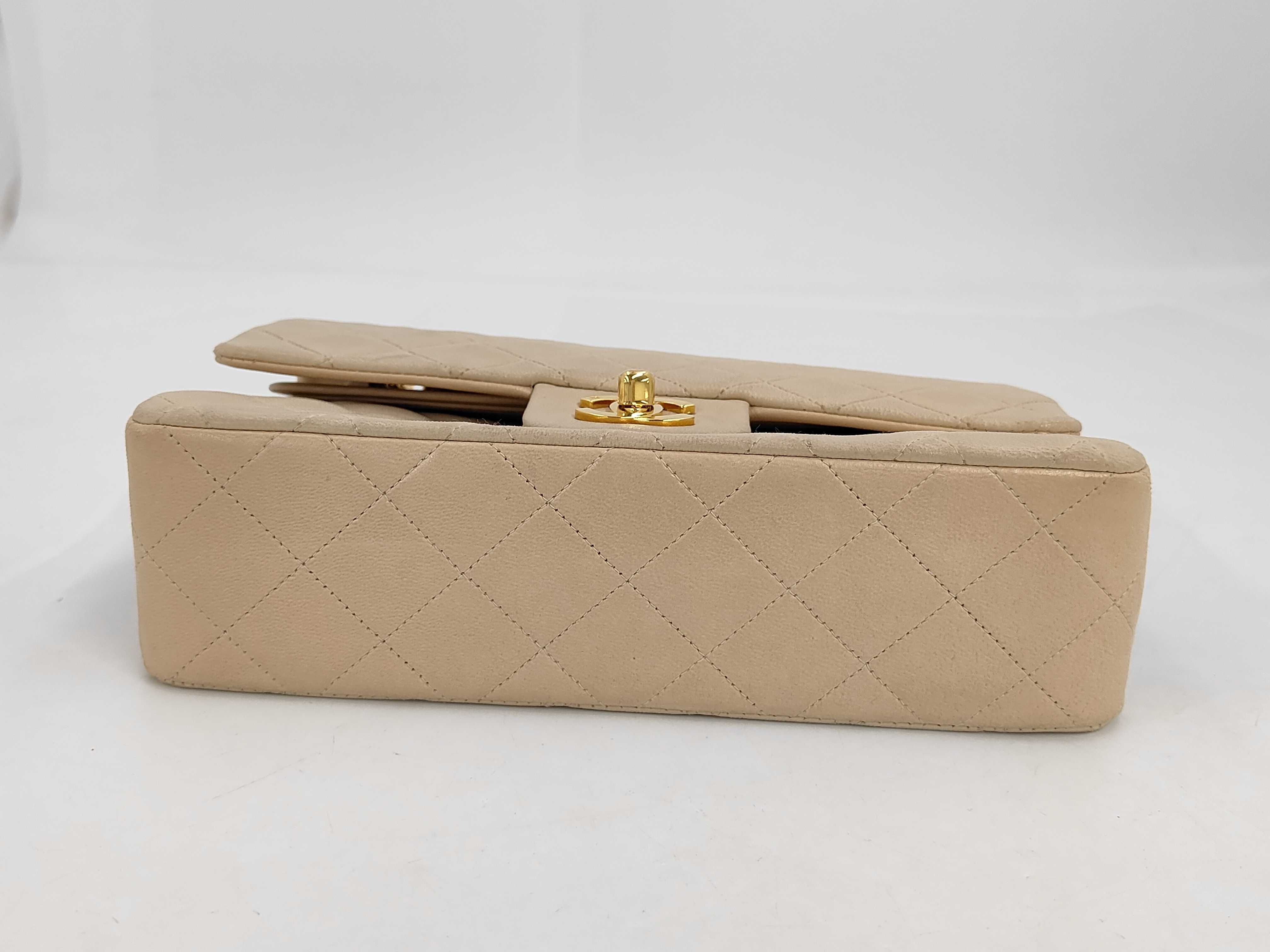 Matelasse 25 Shoulder Bag — view 4