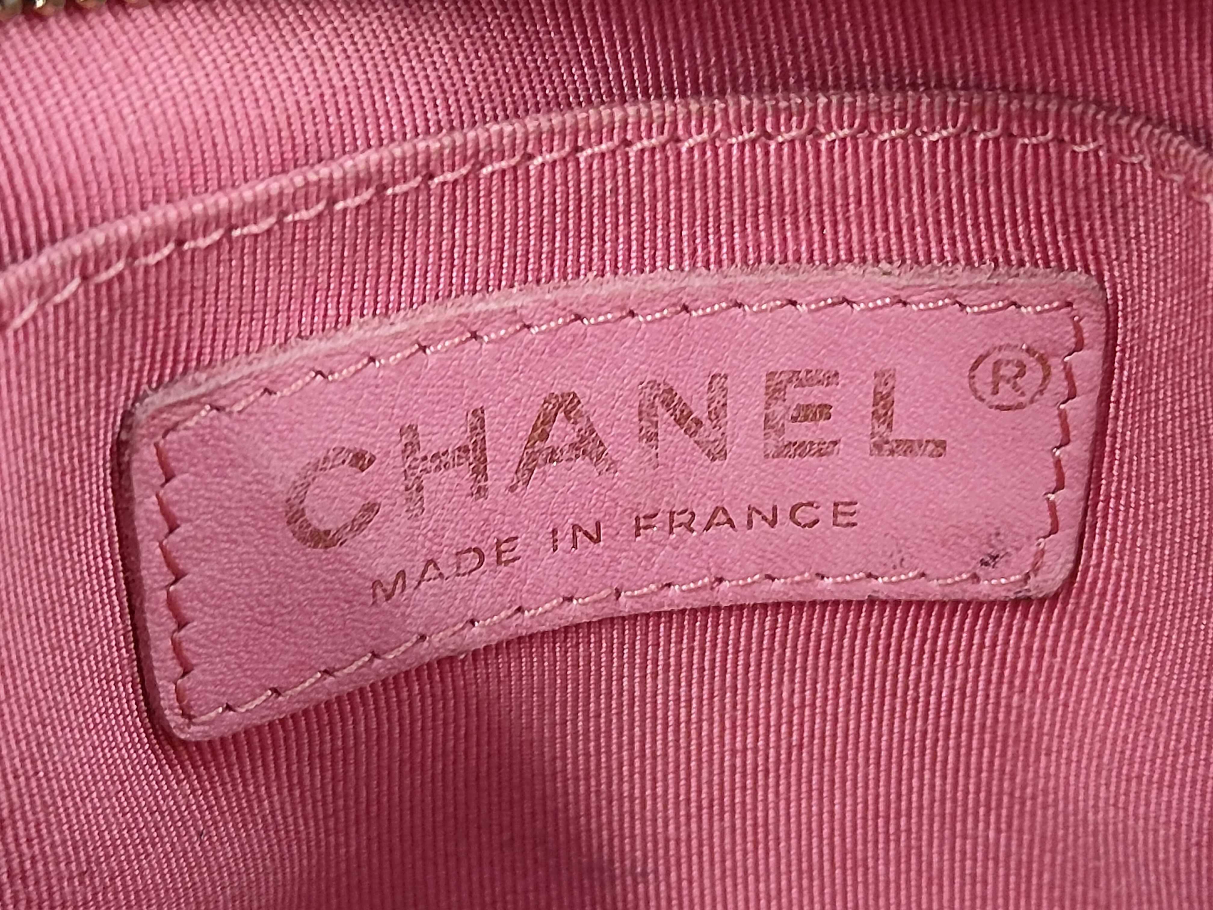 Matelassé Chain Shoulder Bag — view 10