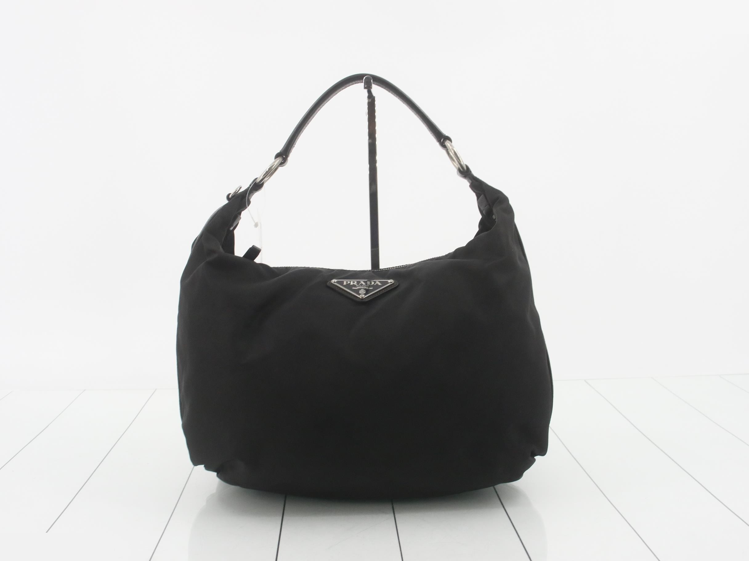 Other lines: Bags and shoulder bags