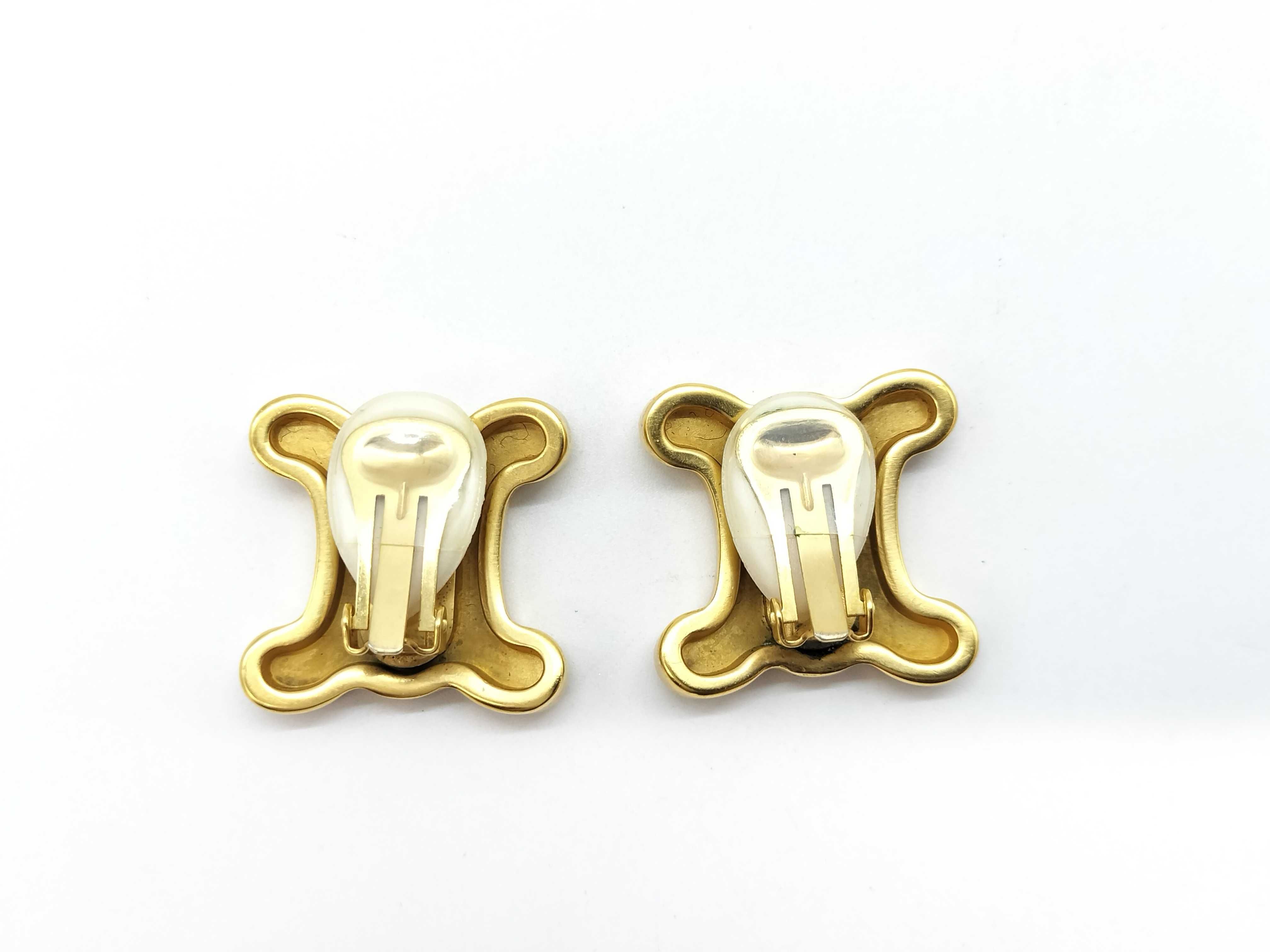 Triomphe Earrings, Gold Earrings — view 3