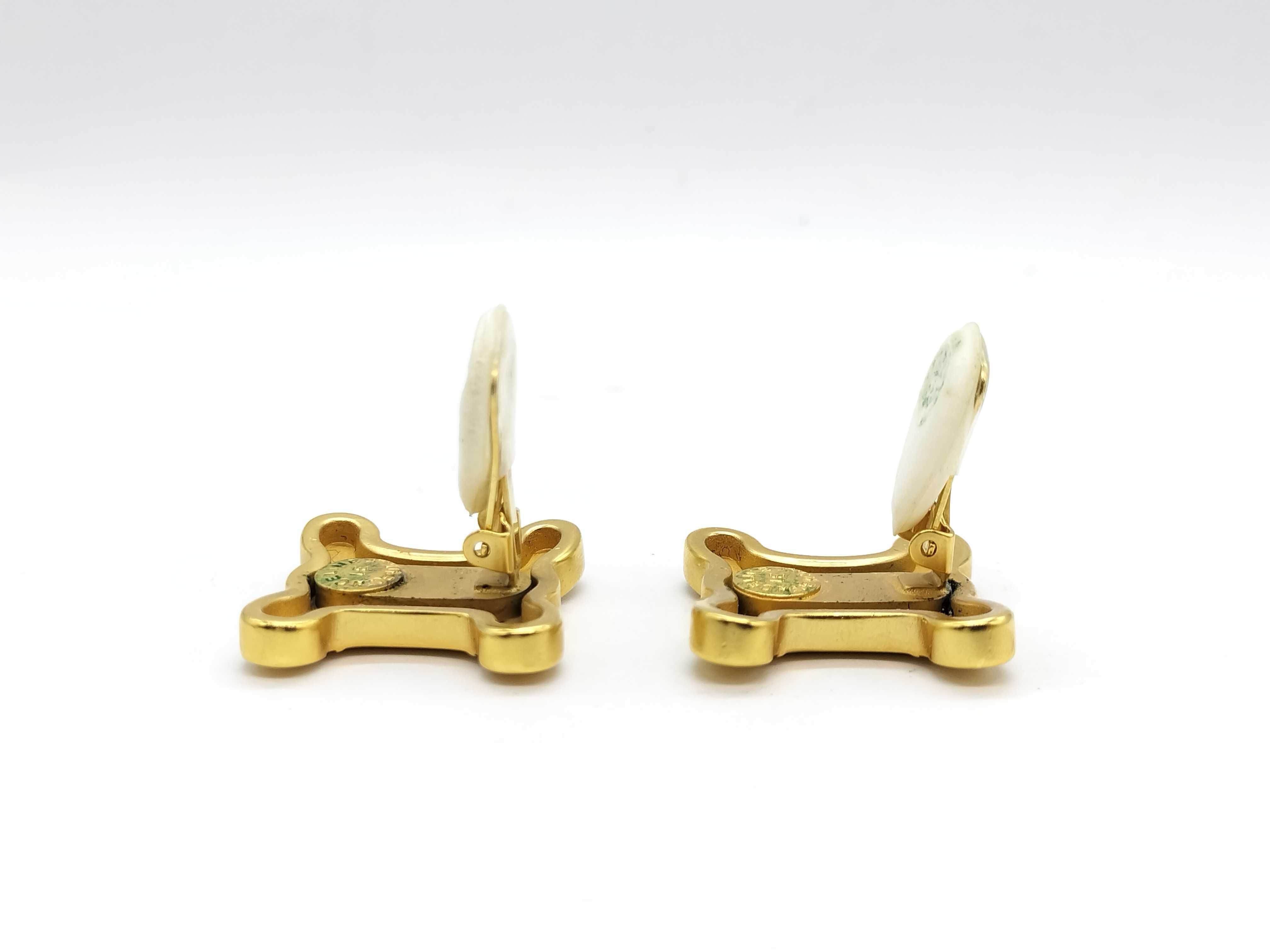 Triomphe Earrings, Gold Earrings — view 4