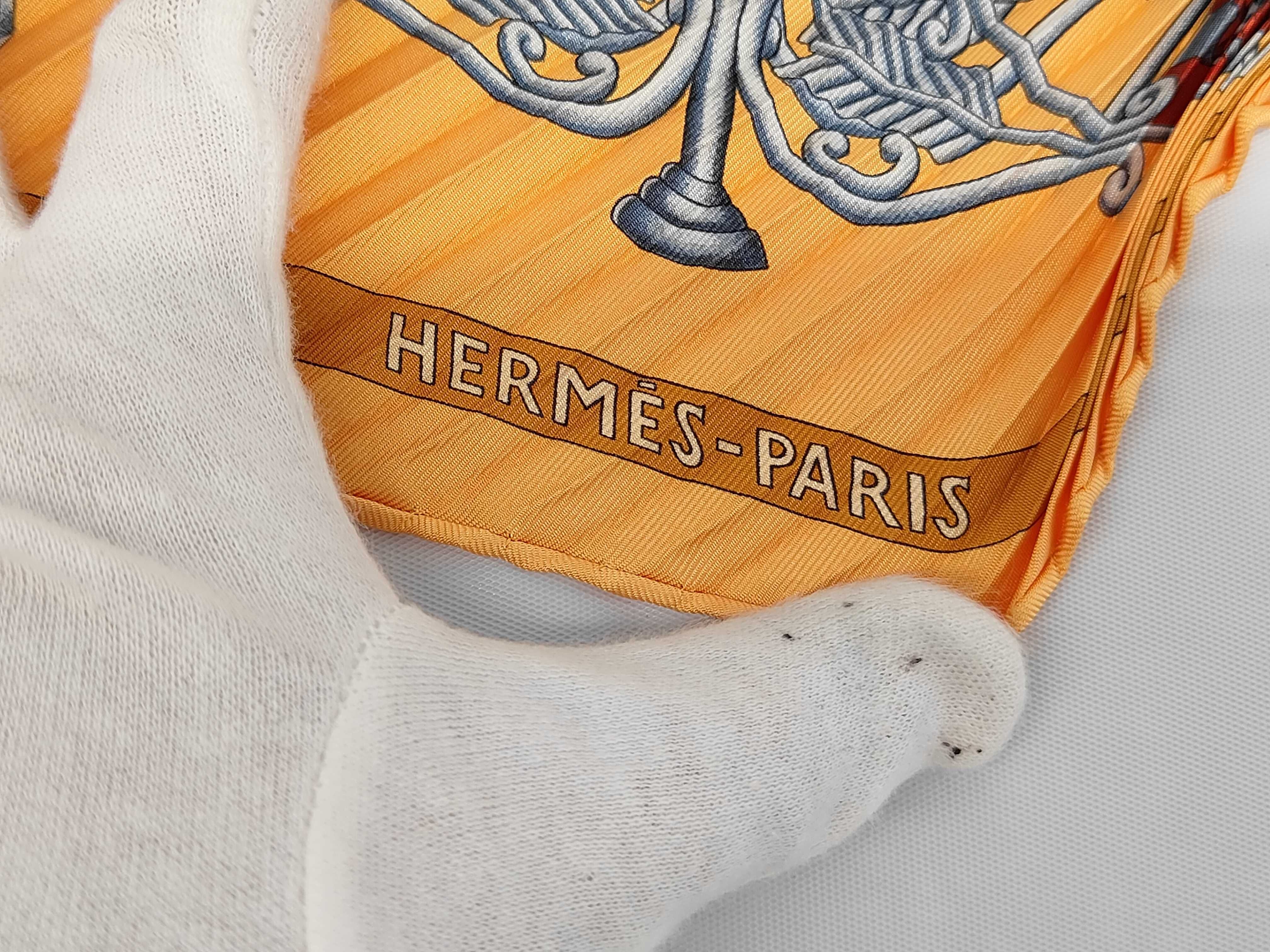 Scarf Pleated Carre90 Tie Pin/Cufflinks — view 4